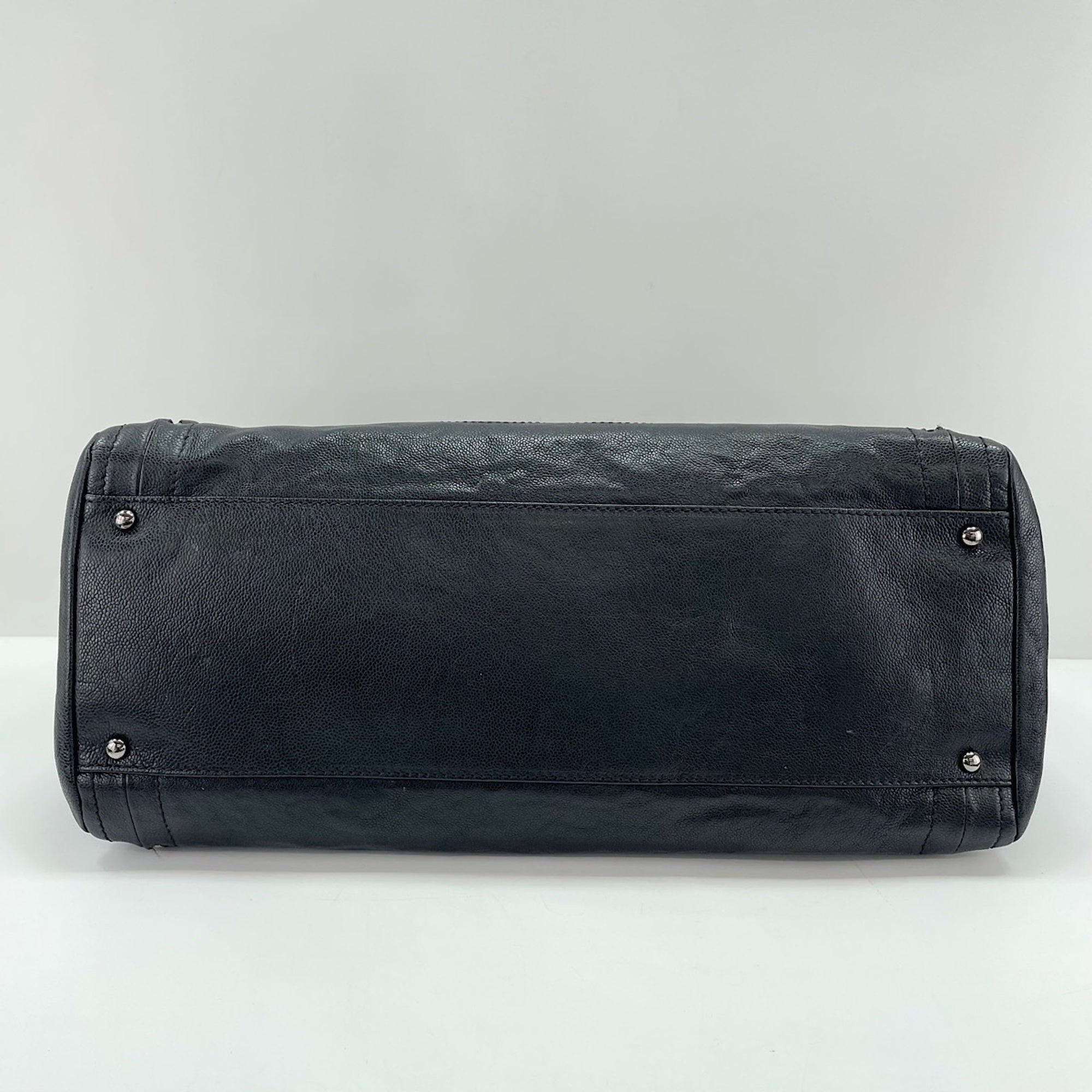 Chanel Black Shoulder Bag (Pre-Owned)