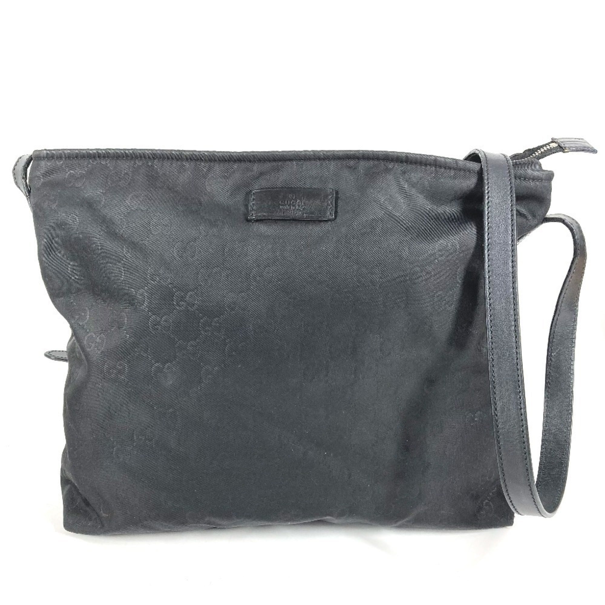 Gucci Black Leather Nylon Shoulder Bag (Pre-Owned)