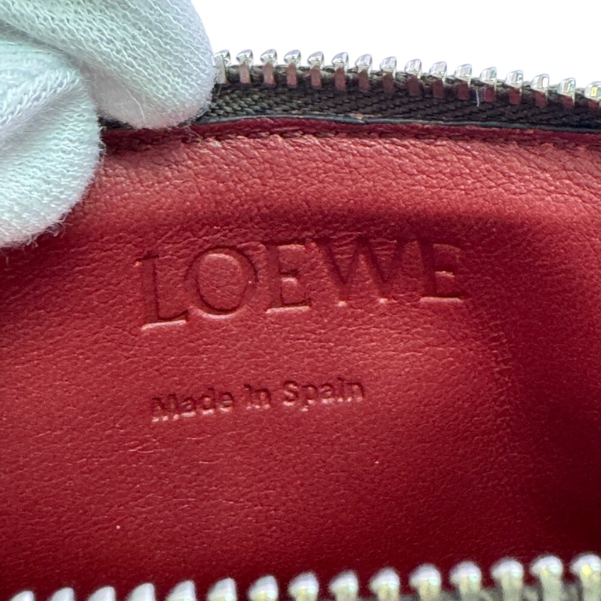 Loewe Brown Leather Coin Purse/Coin Case (Pre-Owned)