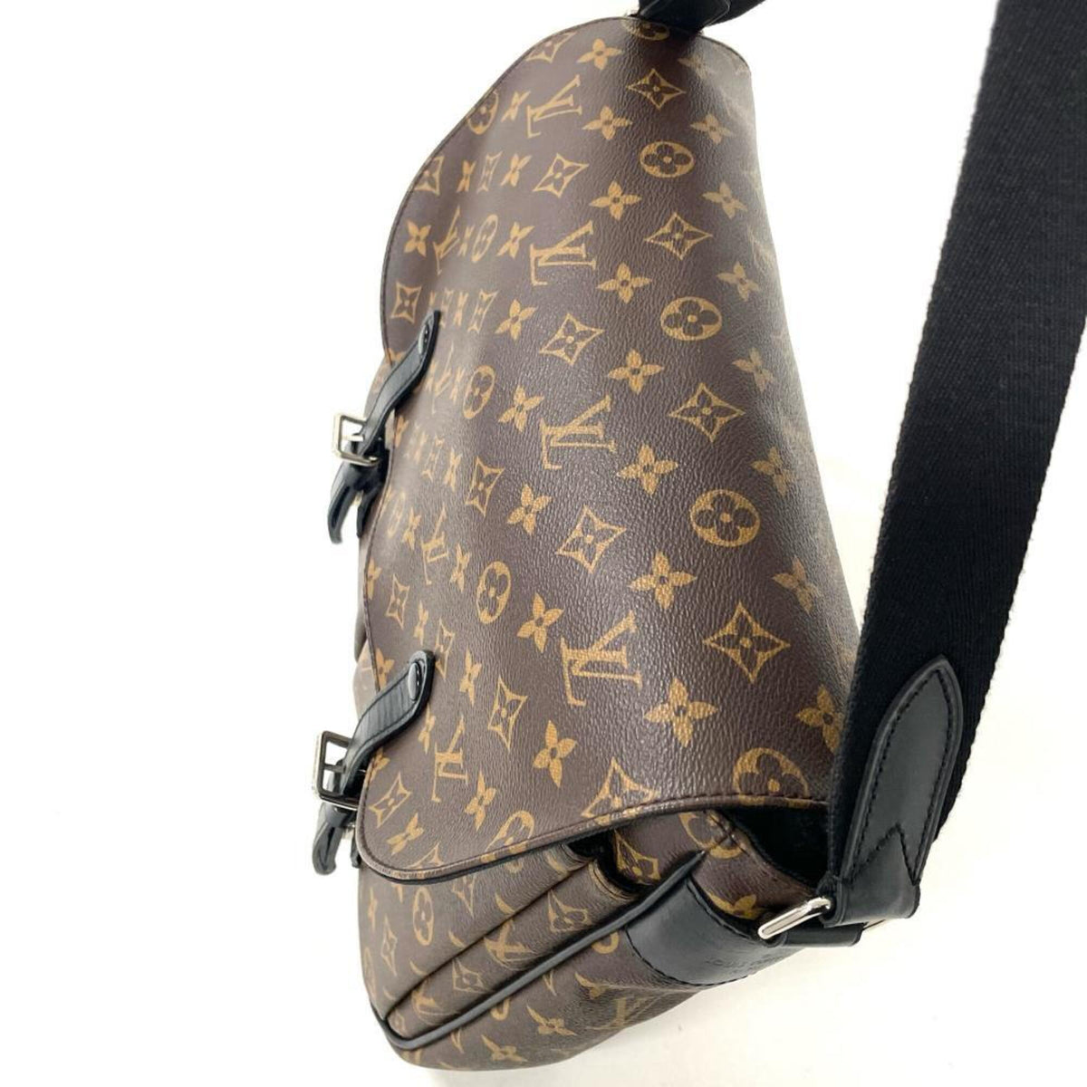 Louis Vuitton Brown Monogram Macassar Monogram Shoulder Bag (Pre-Owned)