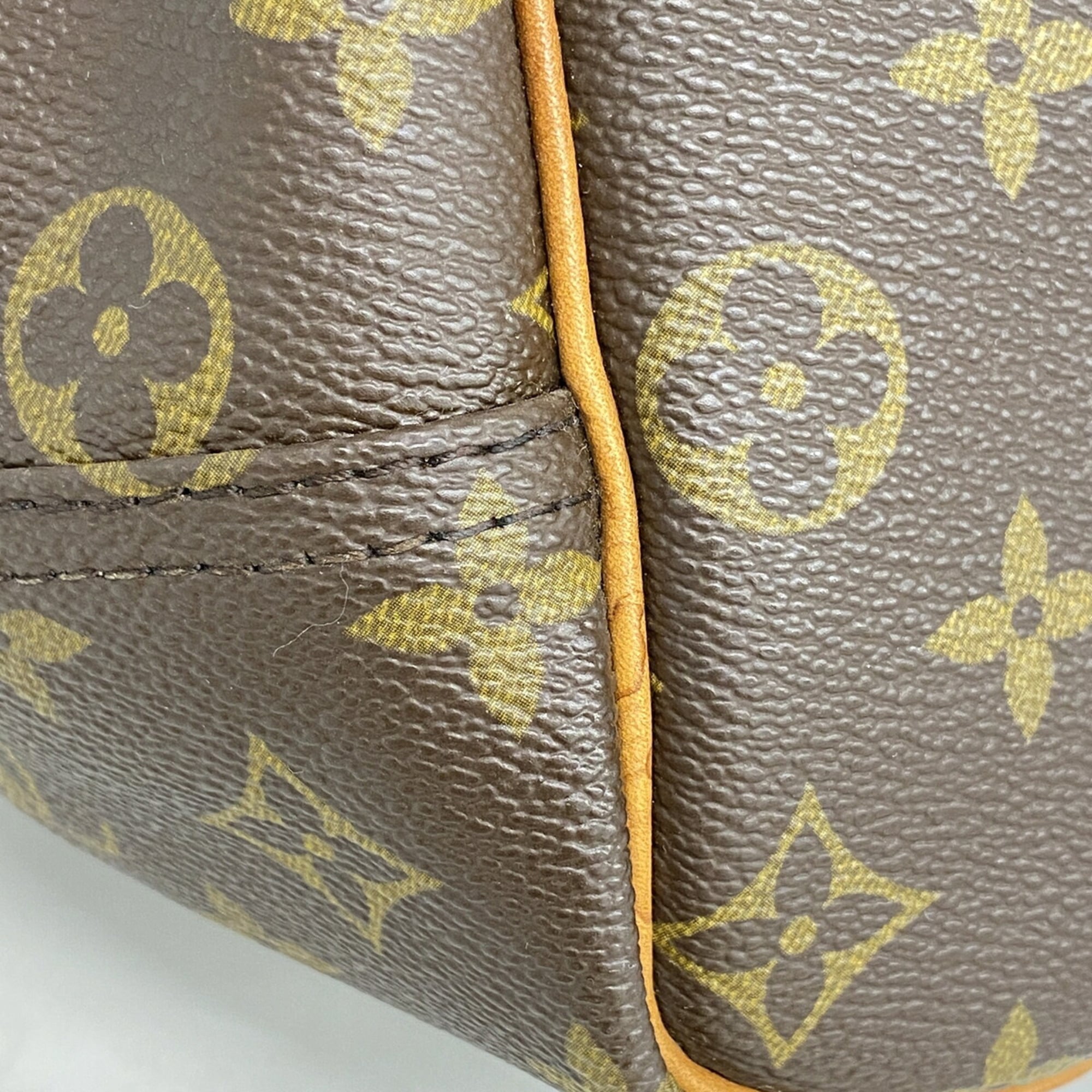 Louis Vuitton Brown Handbag (Pre-Owned)