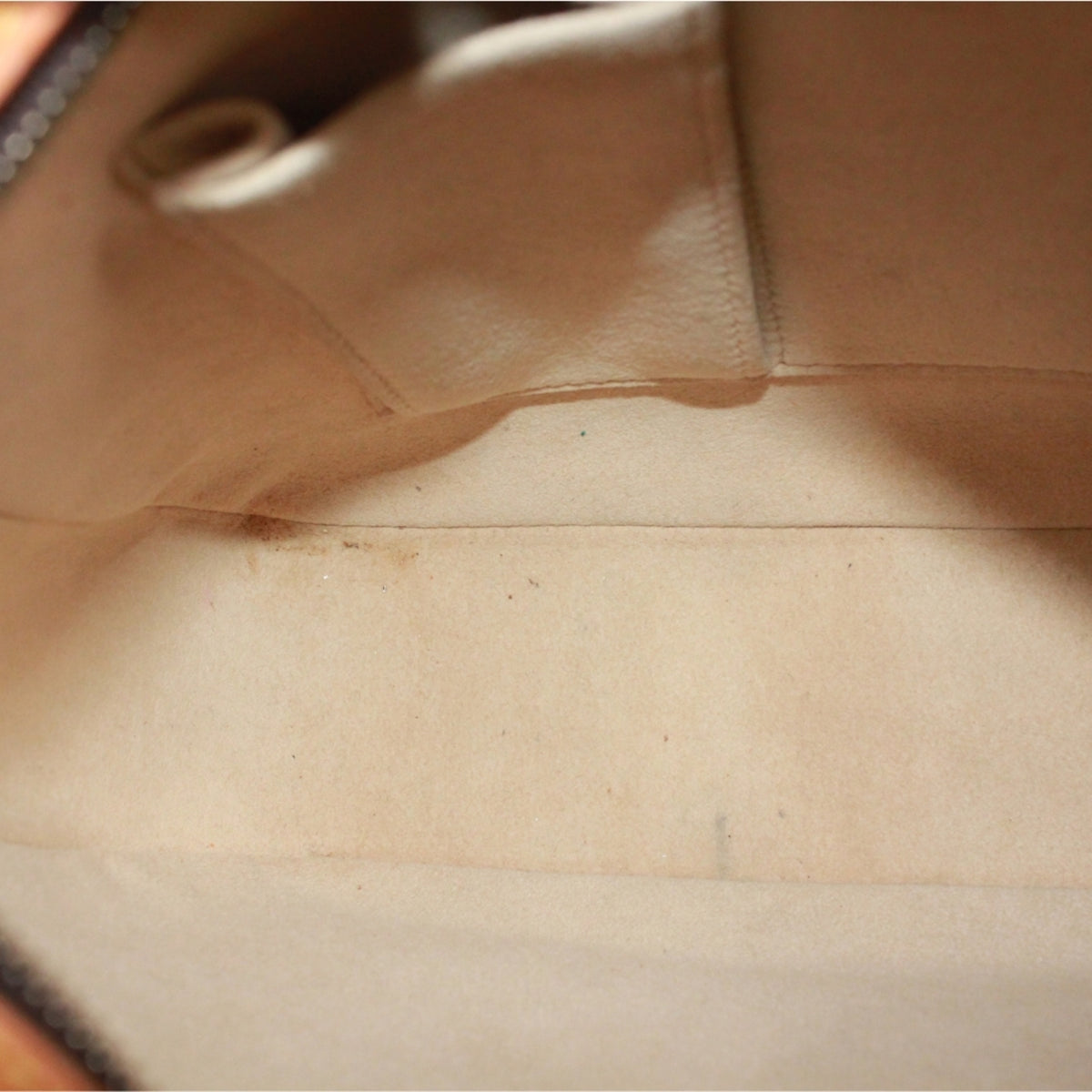 Louis Vuitton Brown Monogram Monogram Shoulder Bag (Pre-Owned)