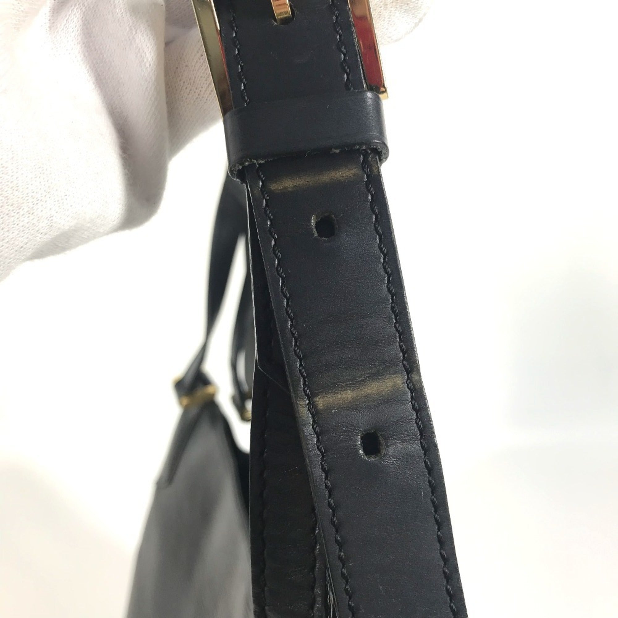 Louis Vuitton Epi Black Noir Epi Leather Shoulder Bag (Pre-Owned)
