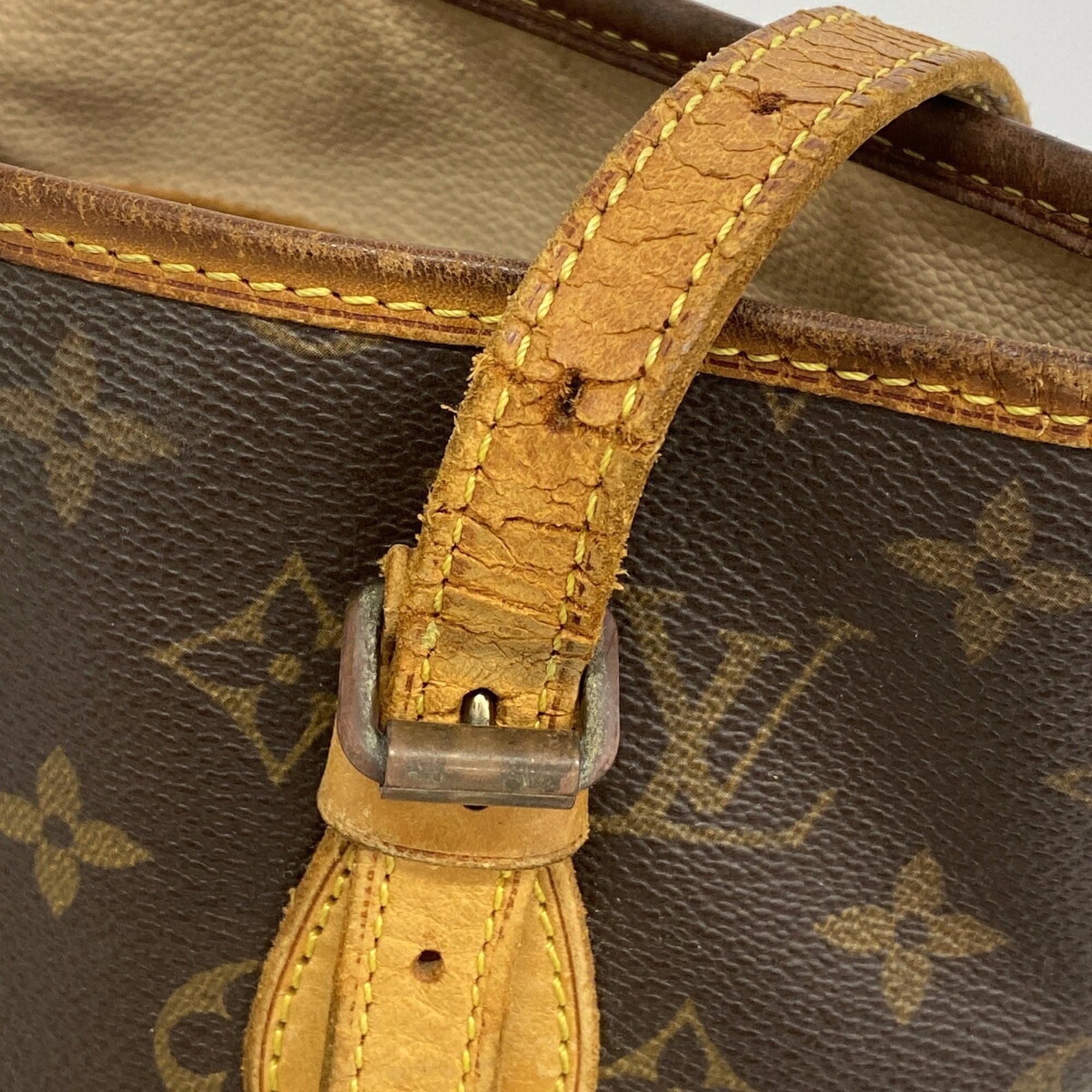 Louis Vuitton Brown Tote Bag (Pre-Owned)