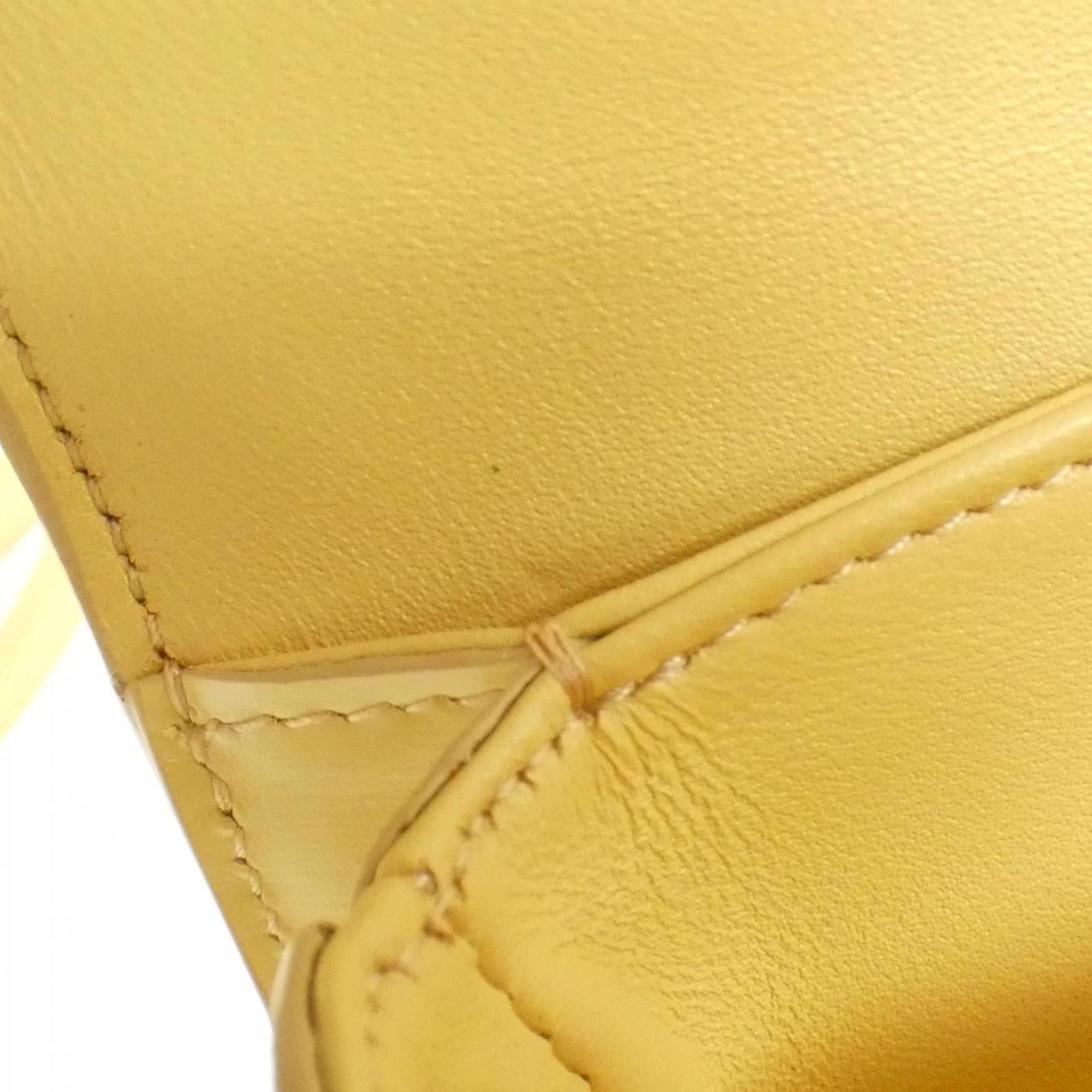Celine Gold Leather Shoulder Bag (Pre-Owned)