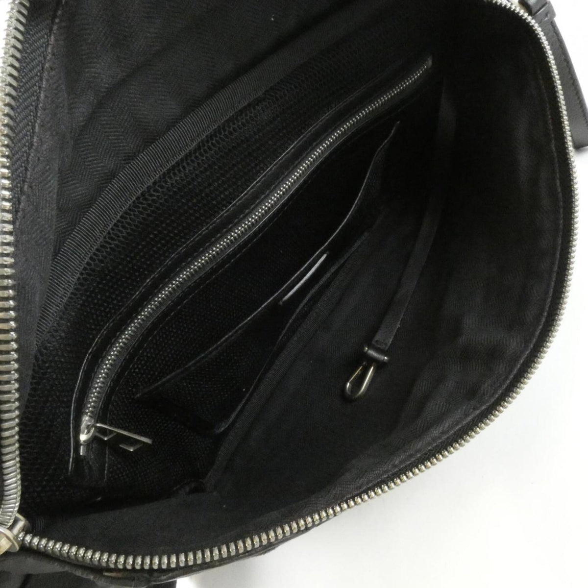 Loewe Black Nylon Leather Shoulder Bag (Pre-Owned)
