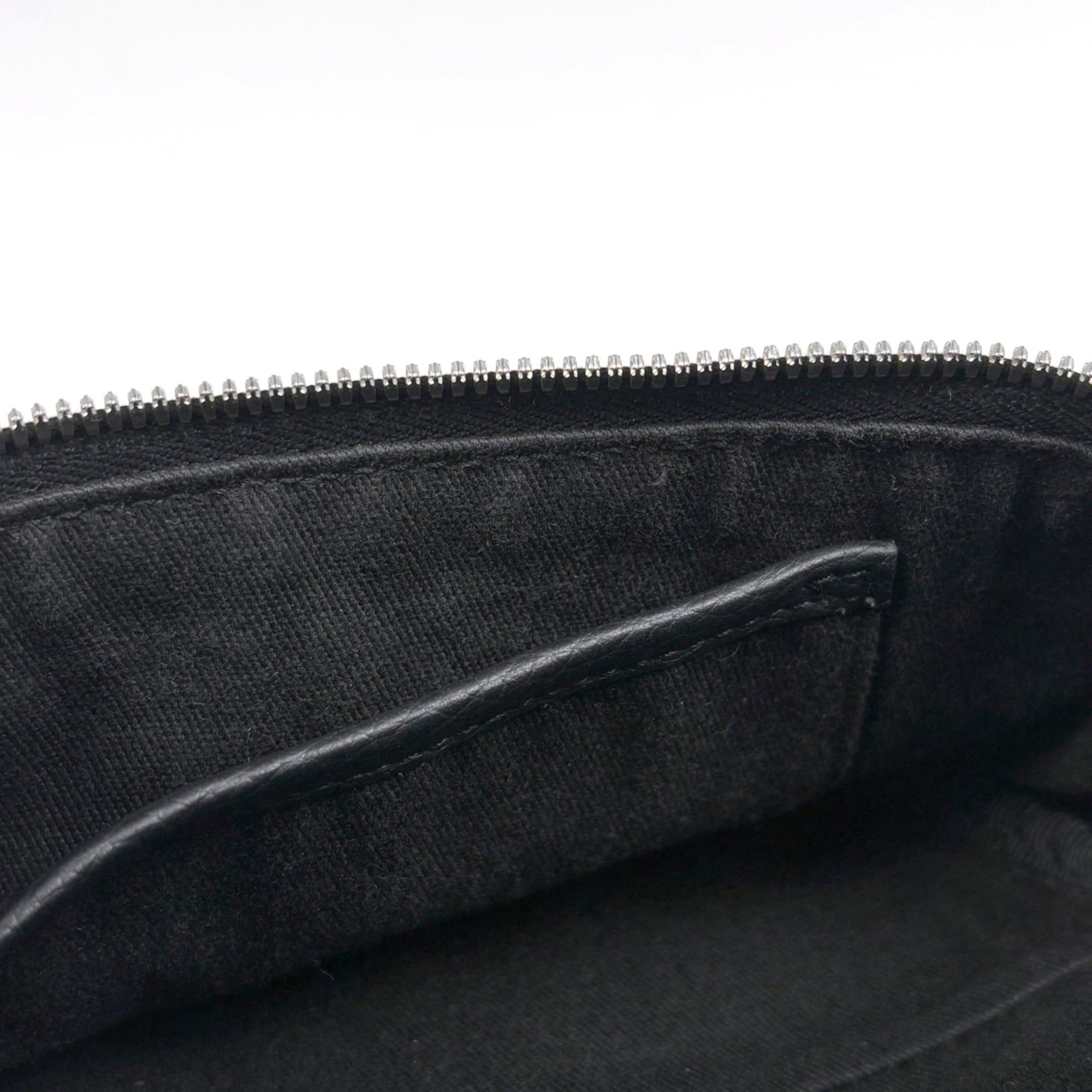 Salvatore Ferragamo Black Leather Fanny Pack Sling Bag (Pre-Owned)