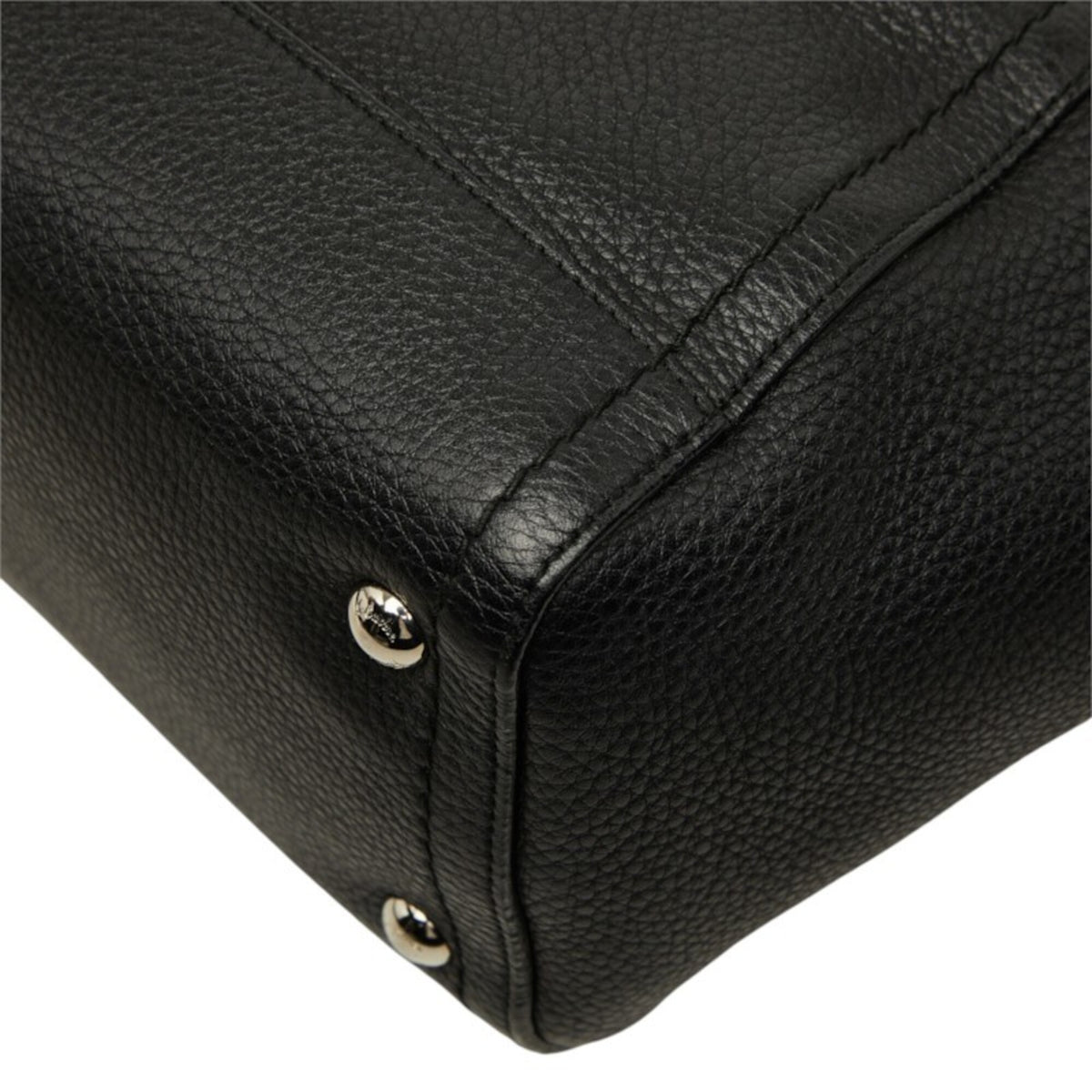 Salvatore Ferragamo Black Leather Handbag Shoulder Bag (Pre-Owned)