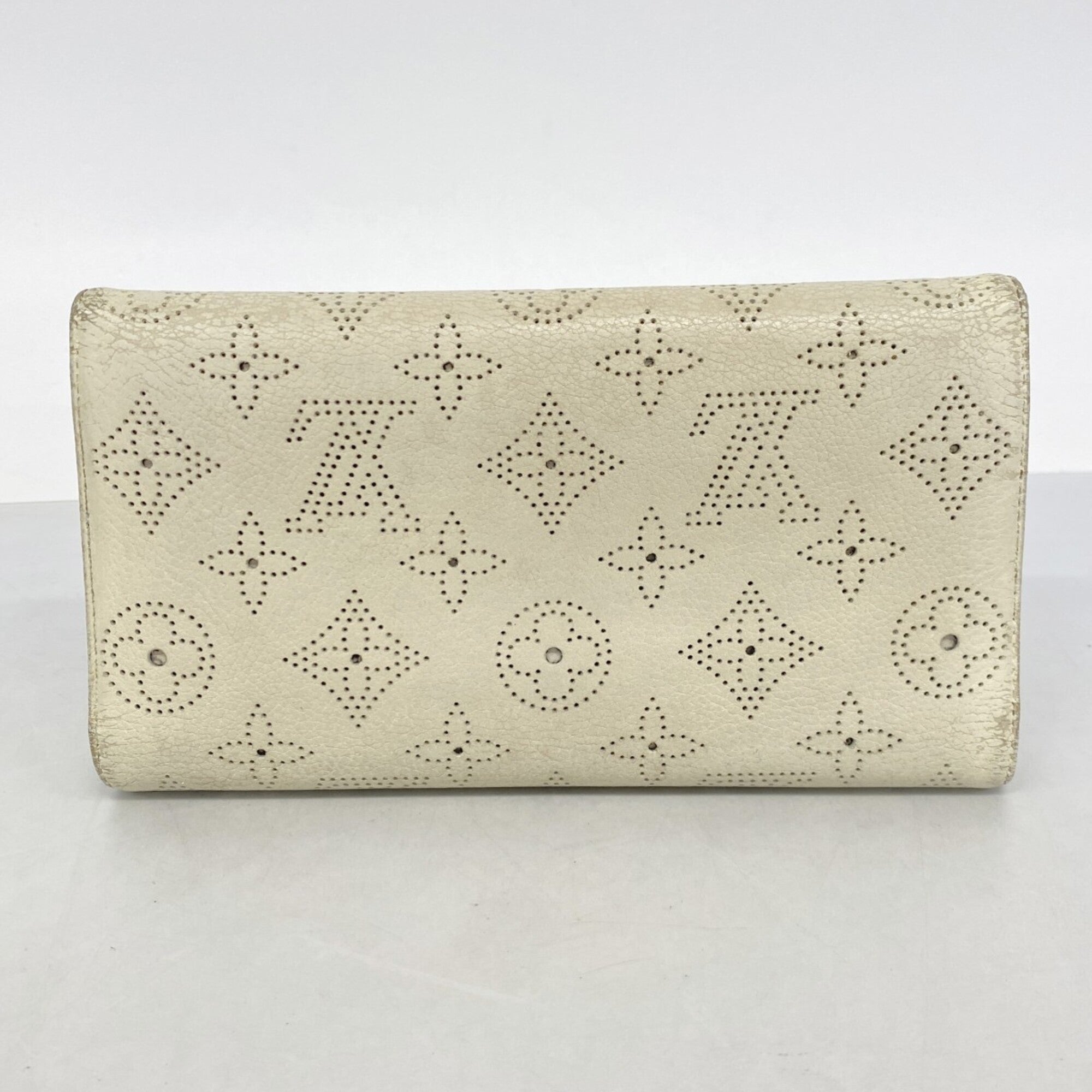Louis Vuitton Beige Long Wallet (Tri-Fold) (Pre-Owned)
