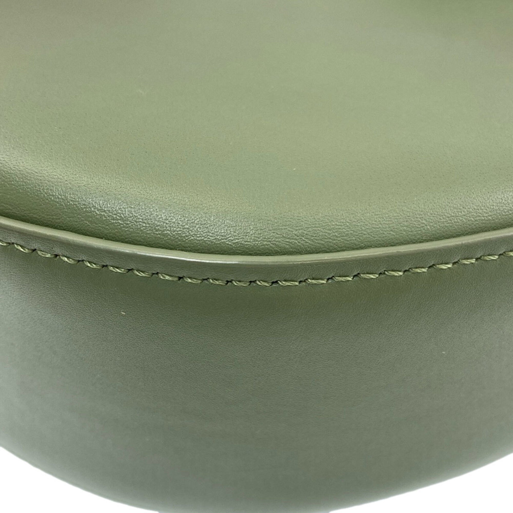 Loewe Green Leather Shoulder Bag (Pre-Owned)