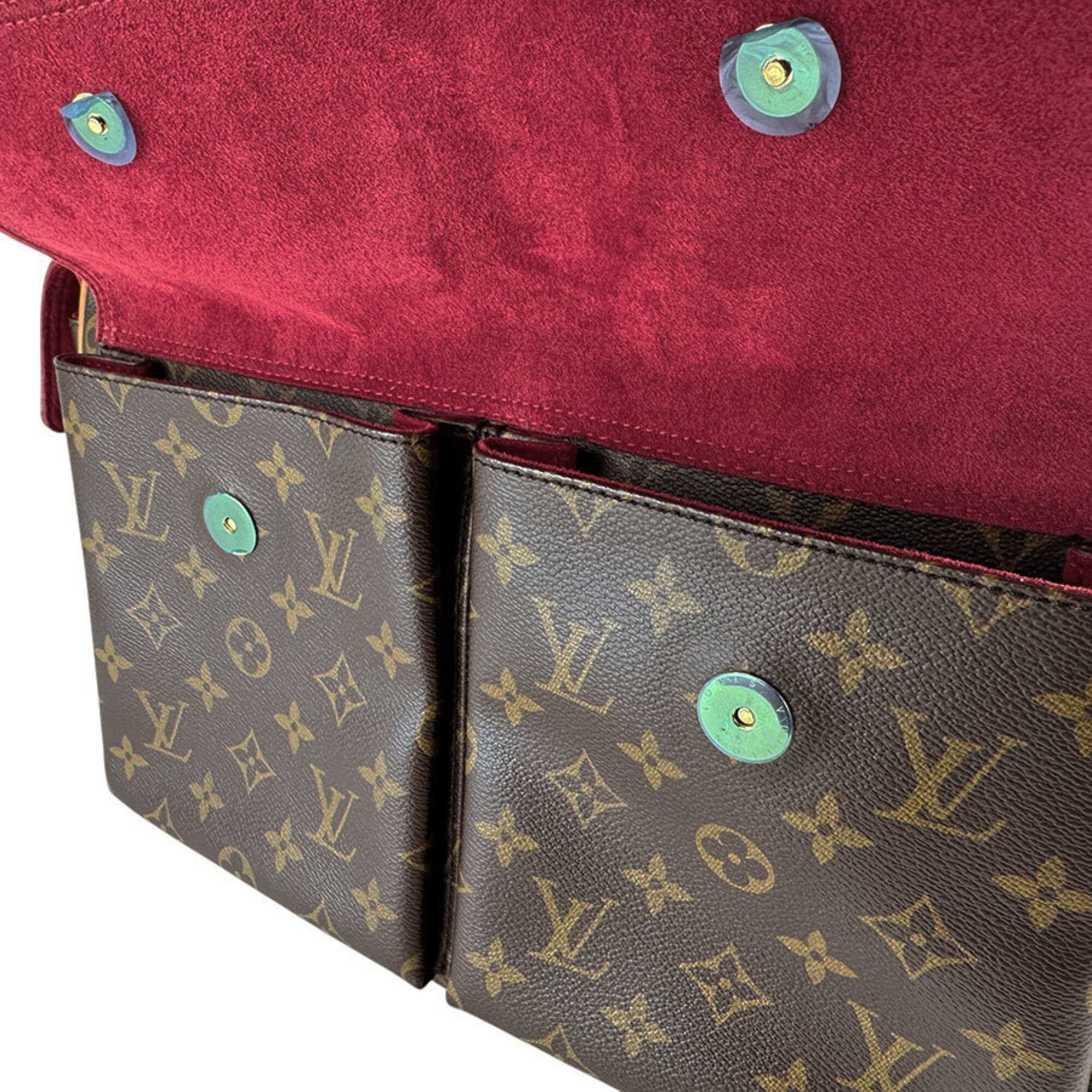Louis Vuitton Brown Monogram Monogram Handbag (Pre-Owned)