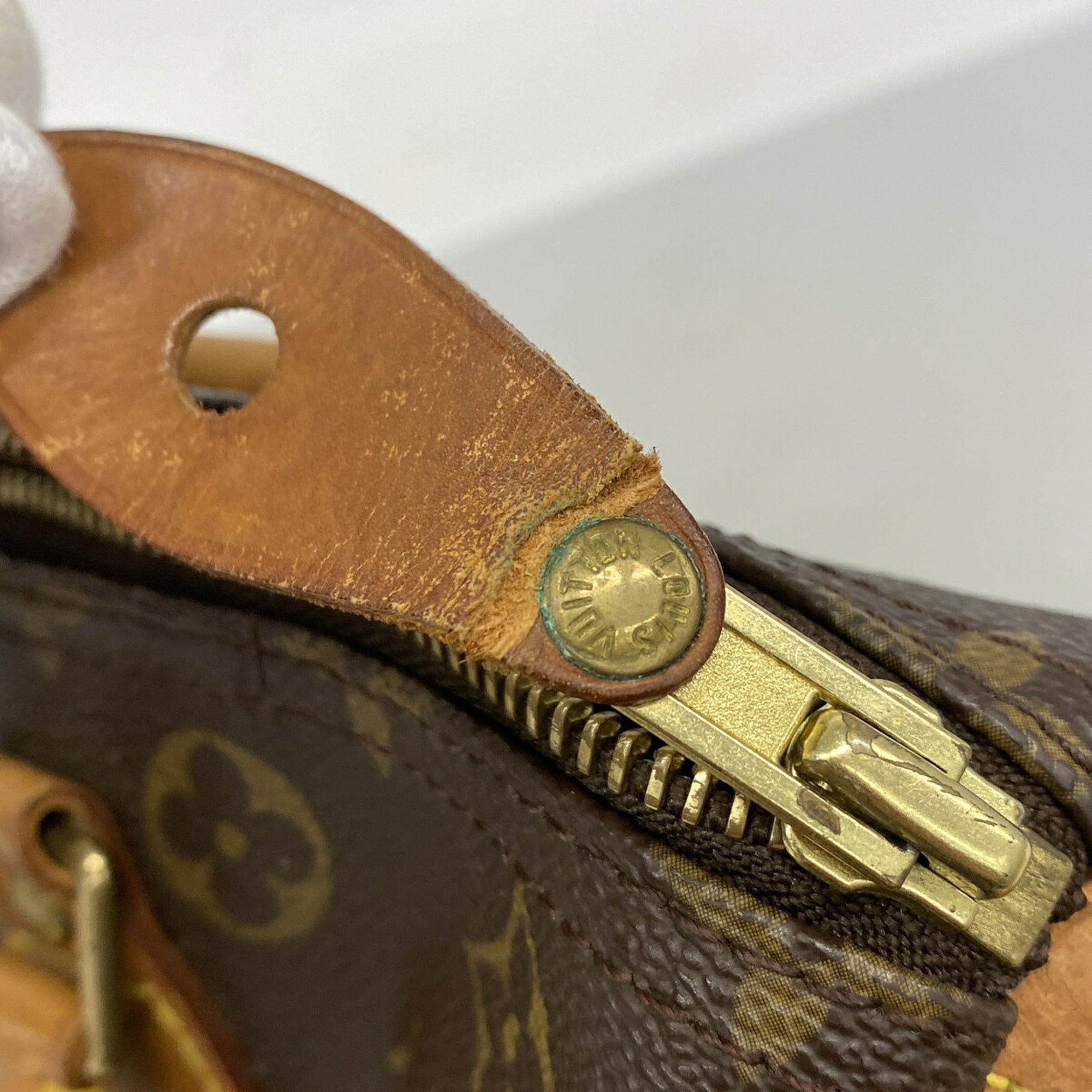 Louis Vuitton Brown Handbag (Pre-Owned)