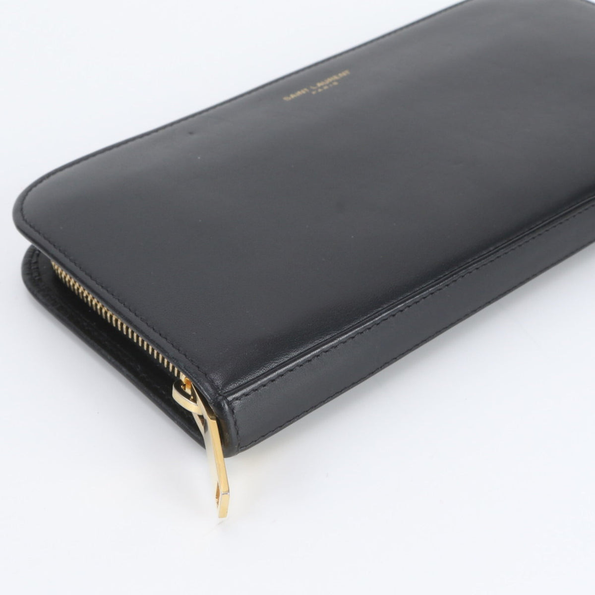 Yves Saint Laurent