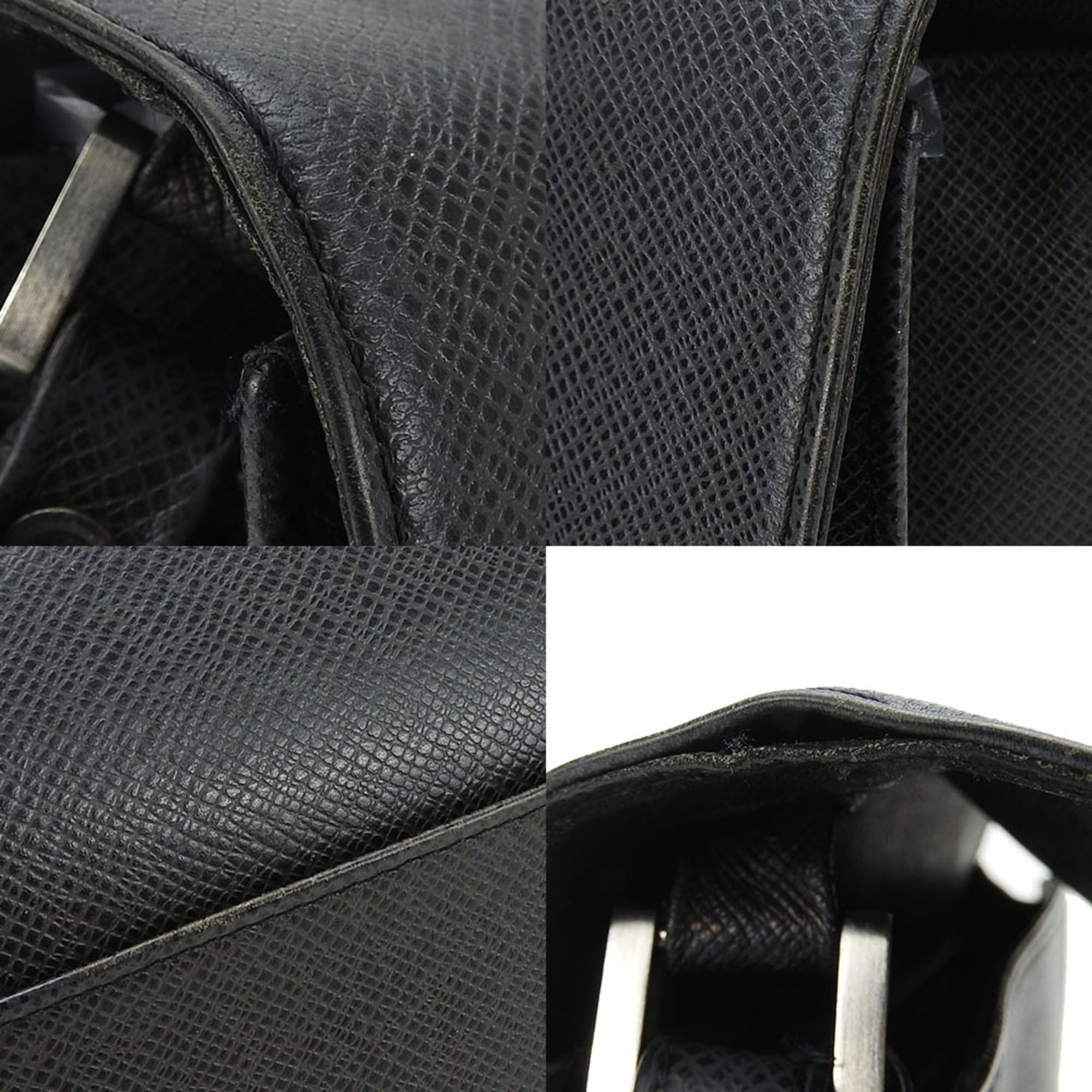 Louis Vuitton Taiga Ardoise Taiga Leather Shoulder Bag (Pre-Owned)