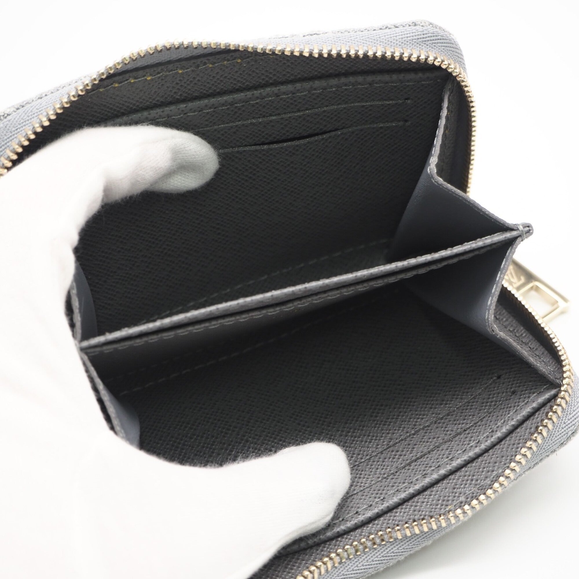 Louis Vuitton Gray Monogram Monogram Denim Coin Purse/Coin Case (Pre-Owned)
