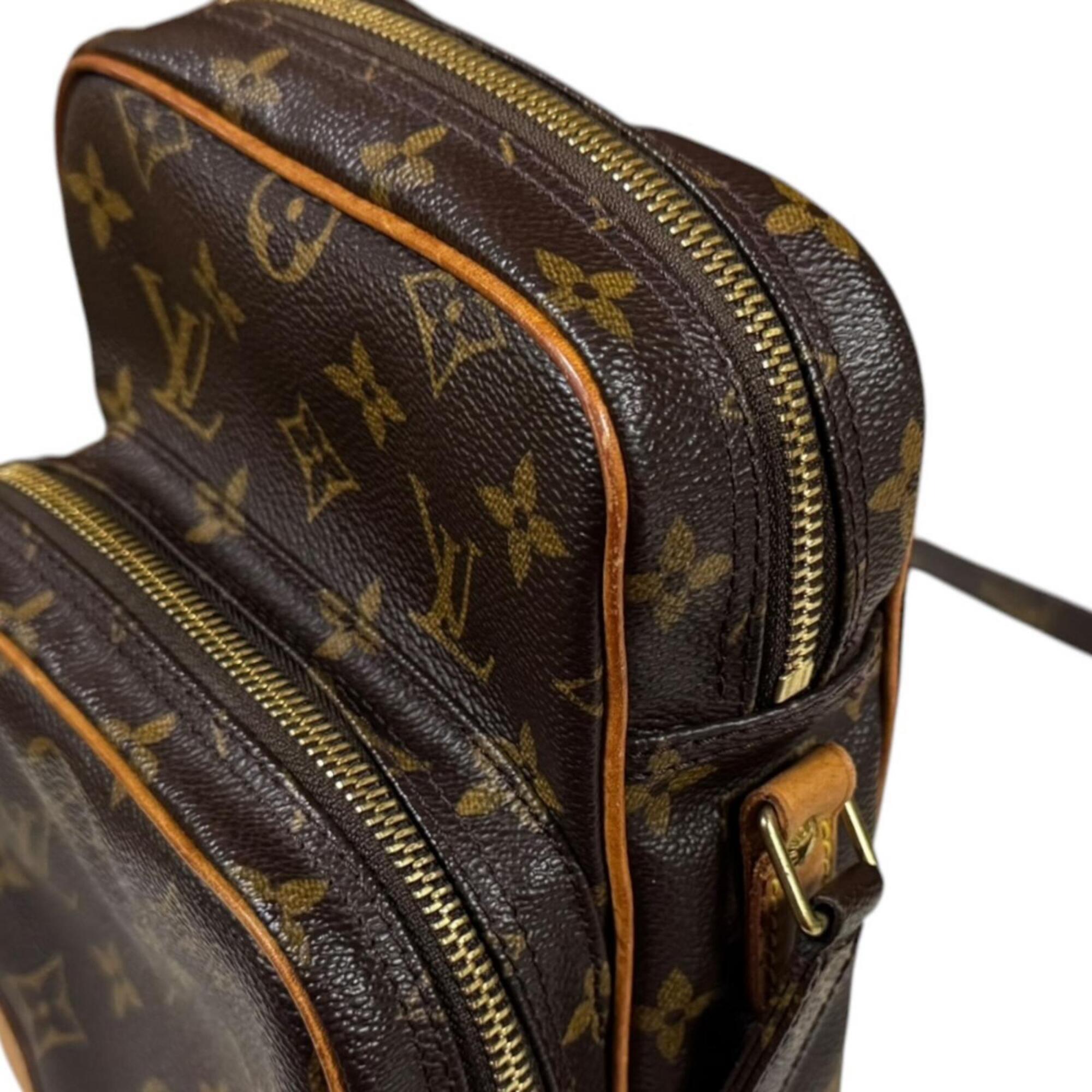Louis Vuitton Monogram Brown Monogram Shoulder Bag (Pre-Owned)
