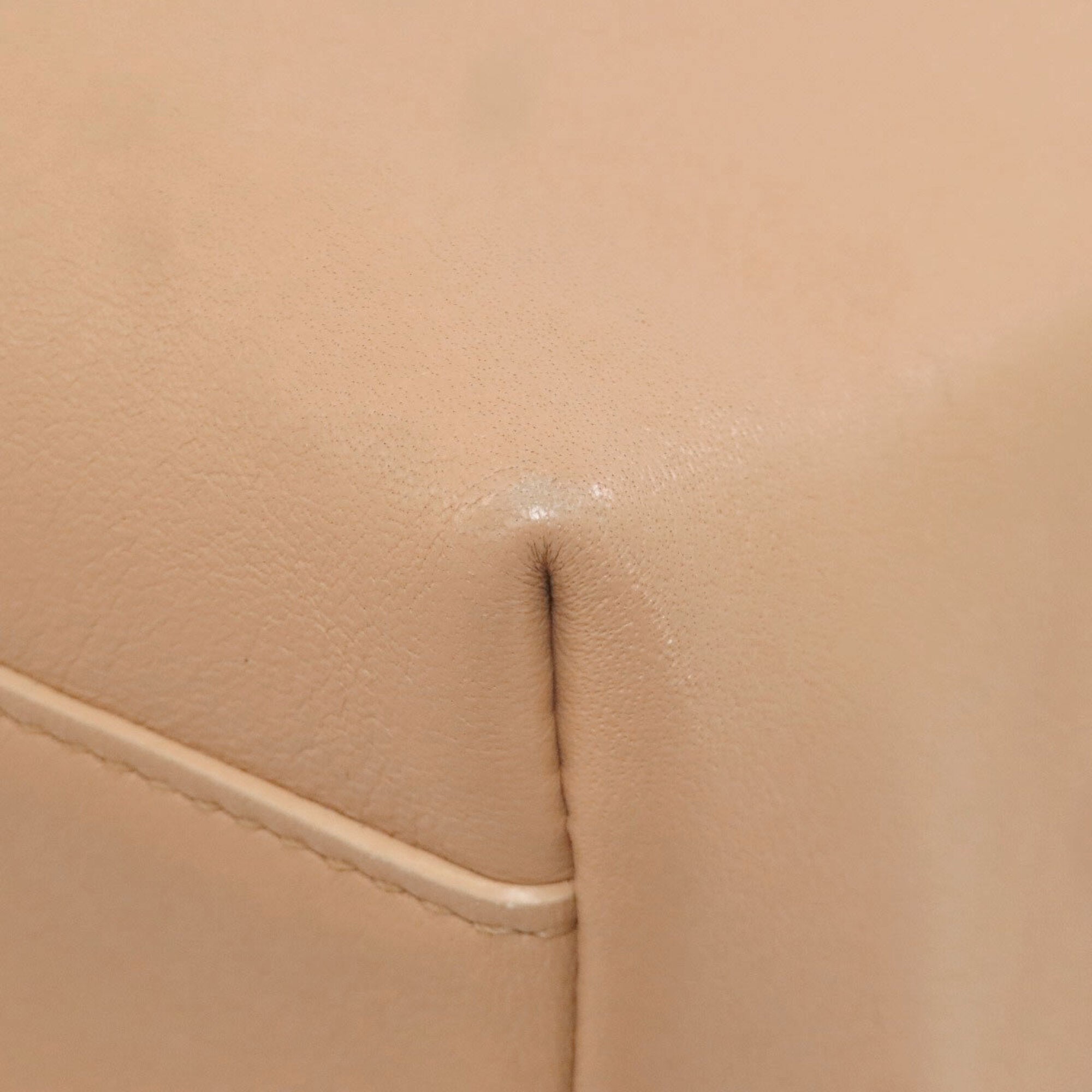 Cartier Beige Leather Tote Bag (Pre-Owned)