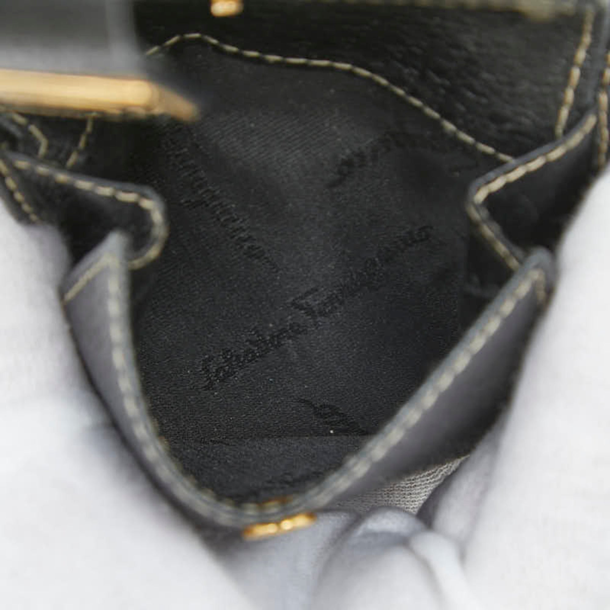 Salvatore Ferragamo Black Leather Wallet (Bi-Fold) (Pre-Owned)