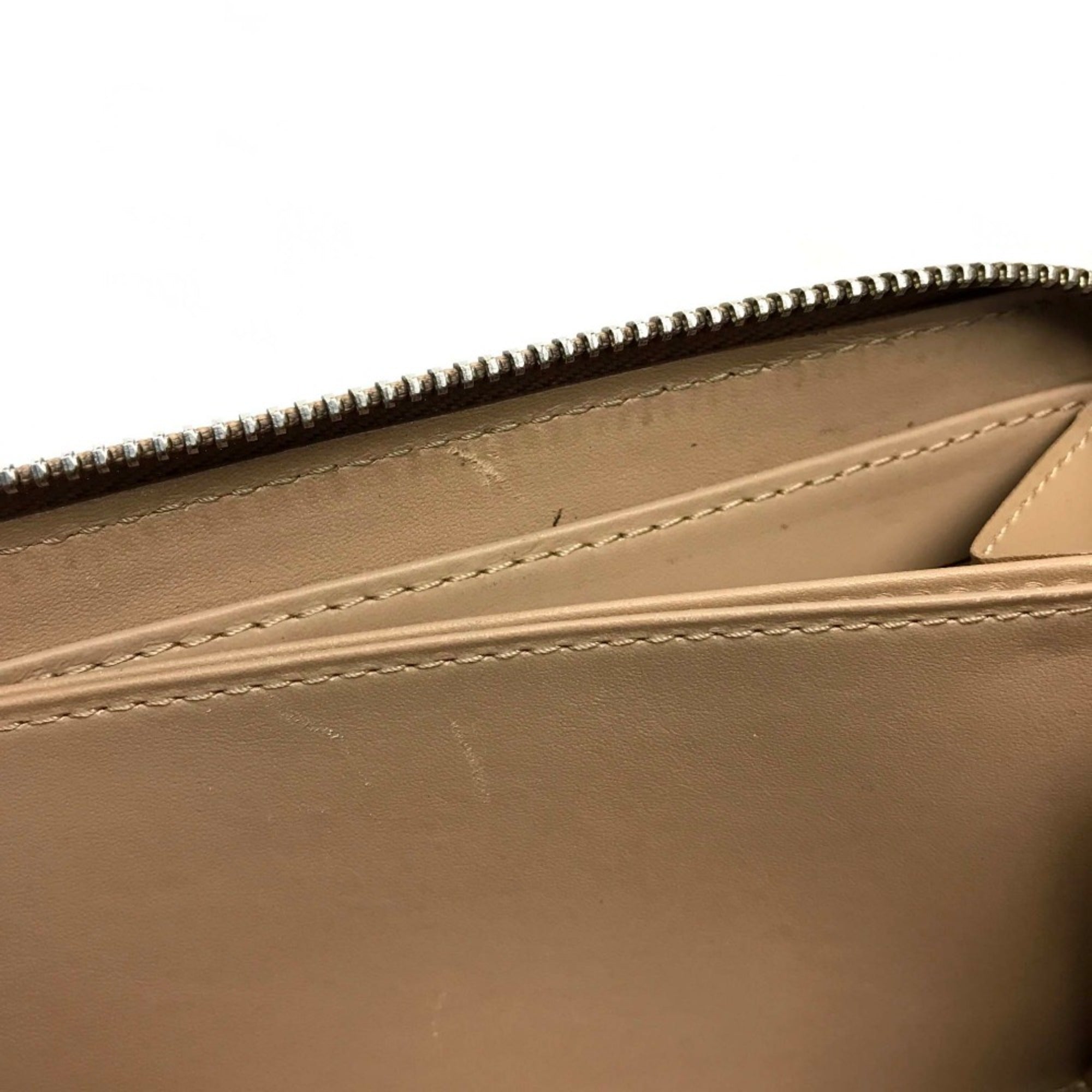 Louis Vuitton Beige Leather Long Wallet (Bi-Fold) (Pre-Owned)