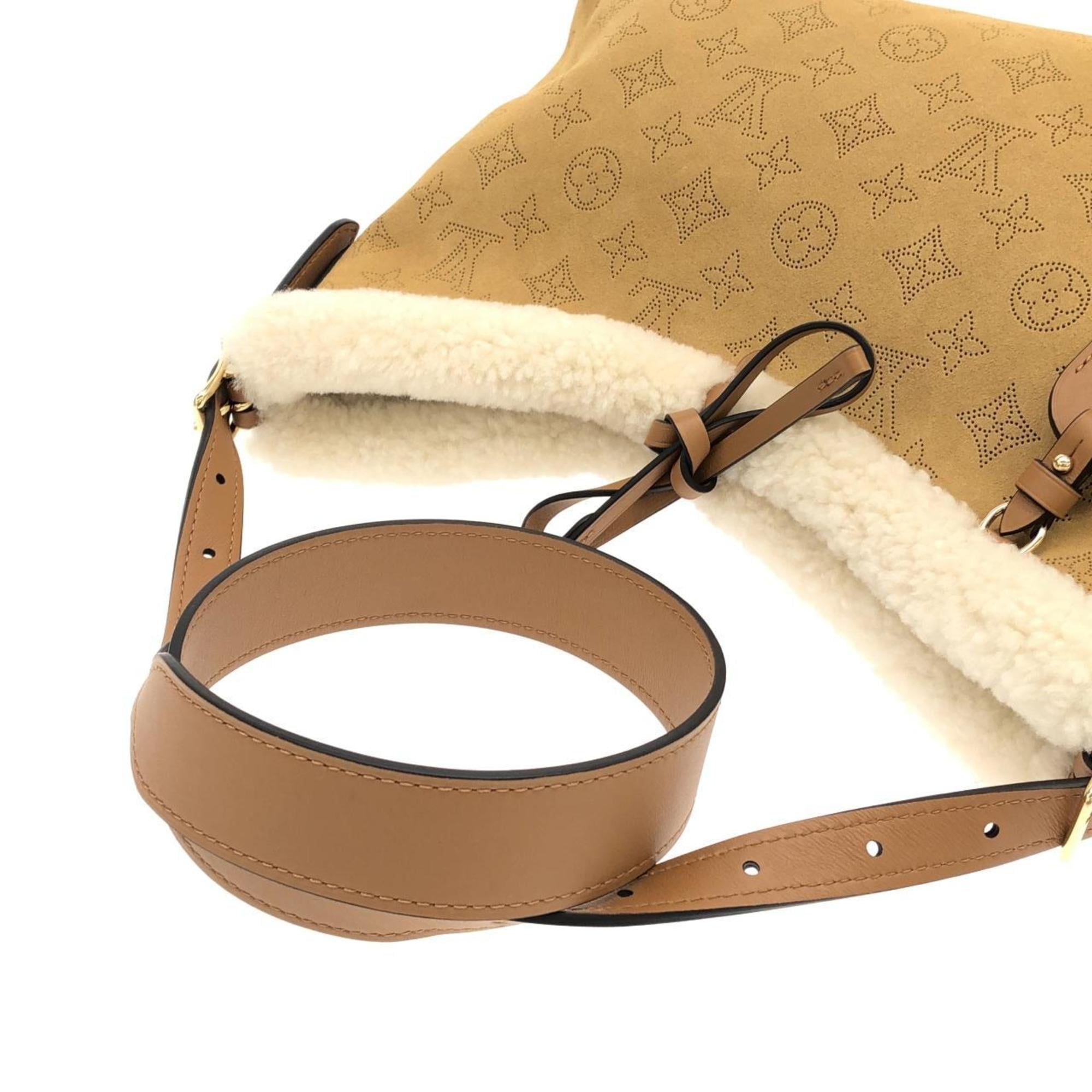 Louis Vuitton Beige Leather Shoulder Bag (Pre-Owned)