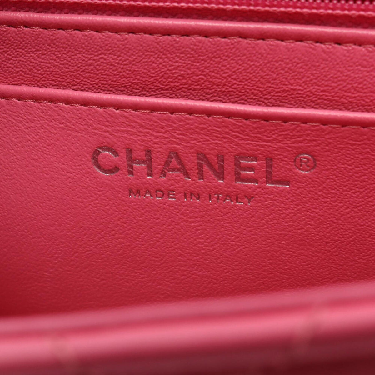 Chanel Pink Leather Handbag Shoulder Bag (Pre-Owned)