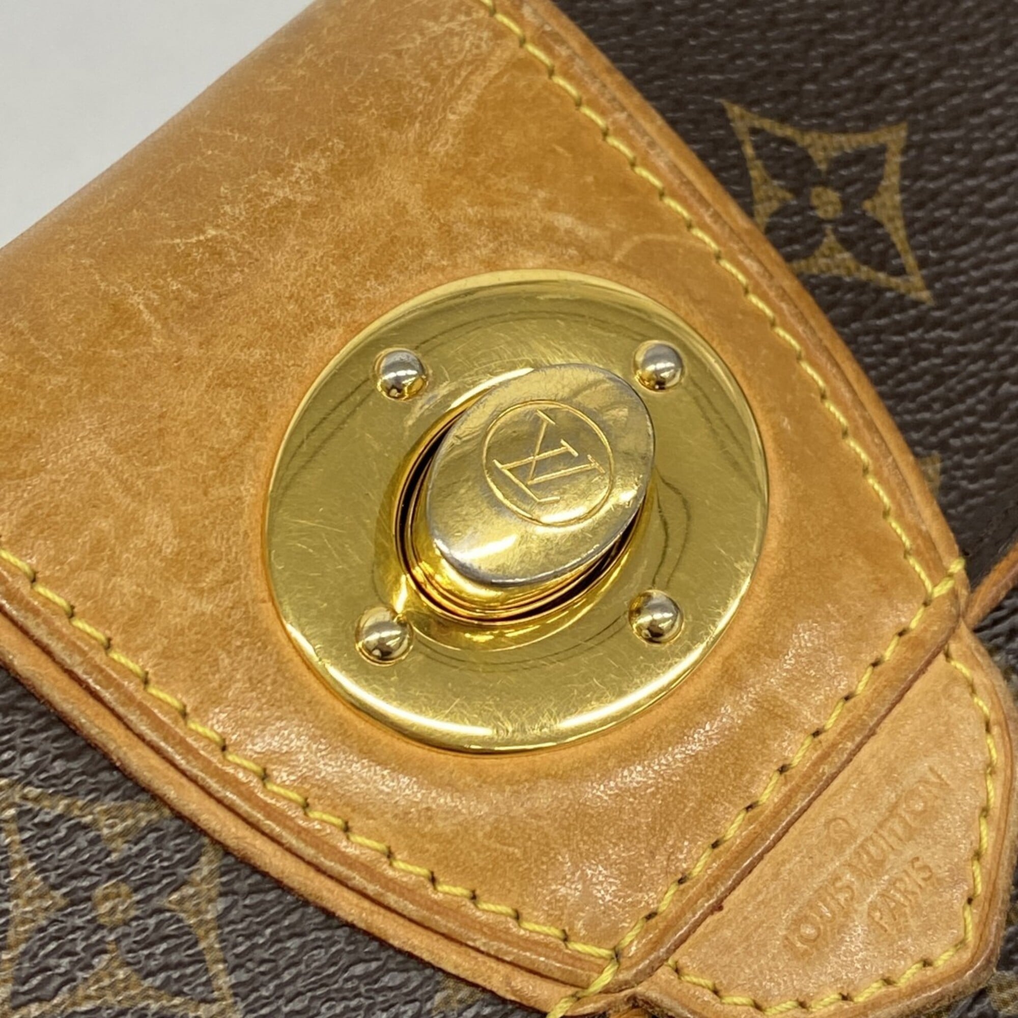 Louis Vuitton Brown Long Wallet (Bi-Fold) (Pre-Owned)