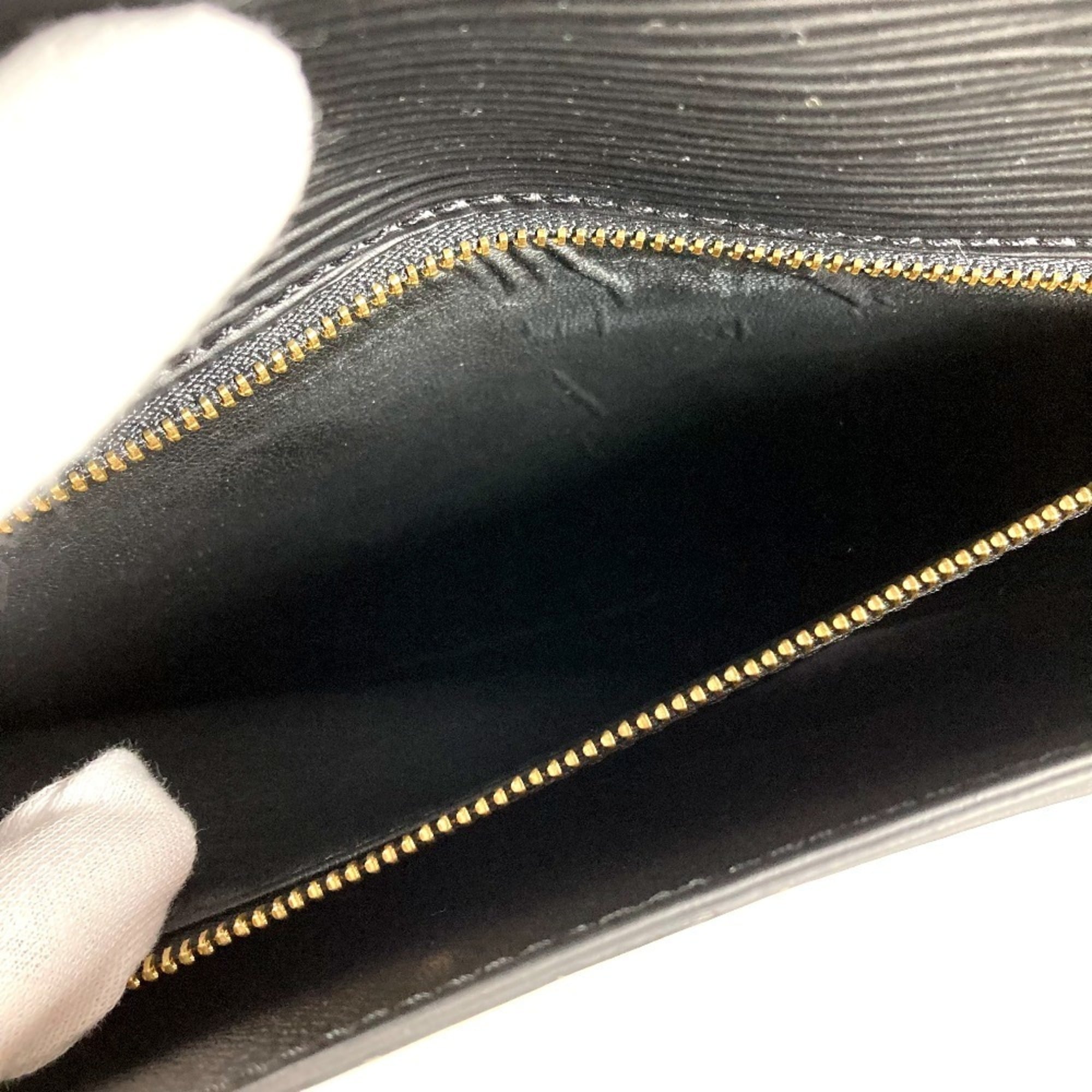 Louis Vuitton Black Noir Epi Leather Clutch Bag Pochette (Pre-Owned)
