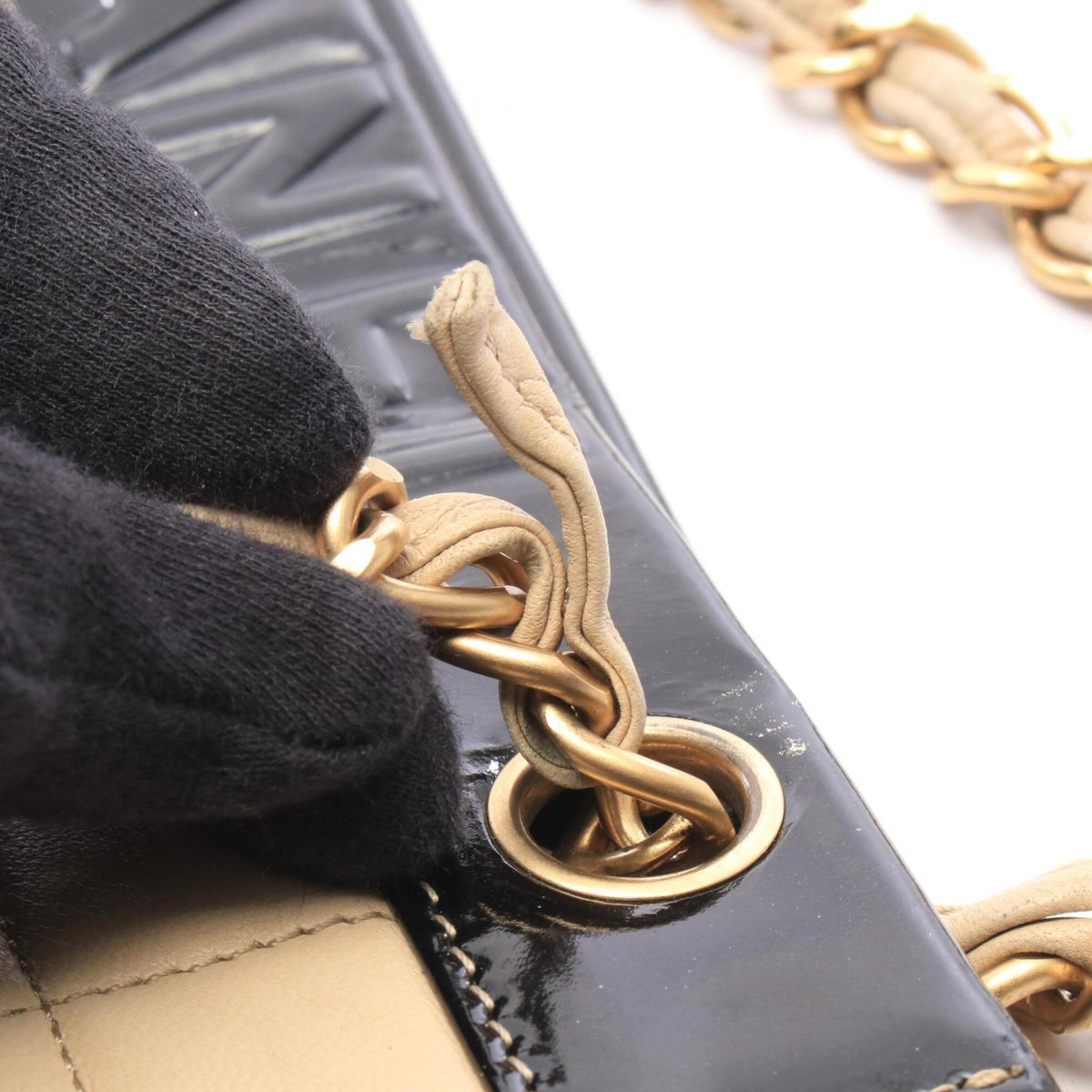 Chanel Beige Black Patent Leather Leather Handbag Tote Bag (Pre-Owned)