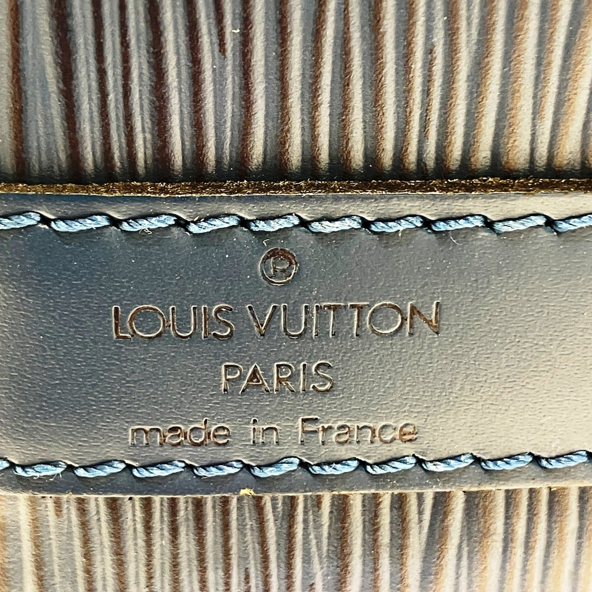 Louis Vuitton Toledo Blue Epi Leather Shoulder Bag (Pre-Owned)