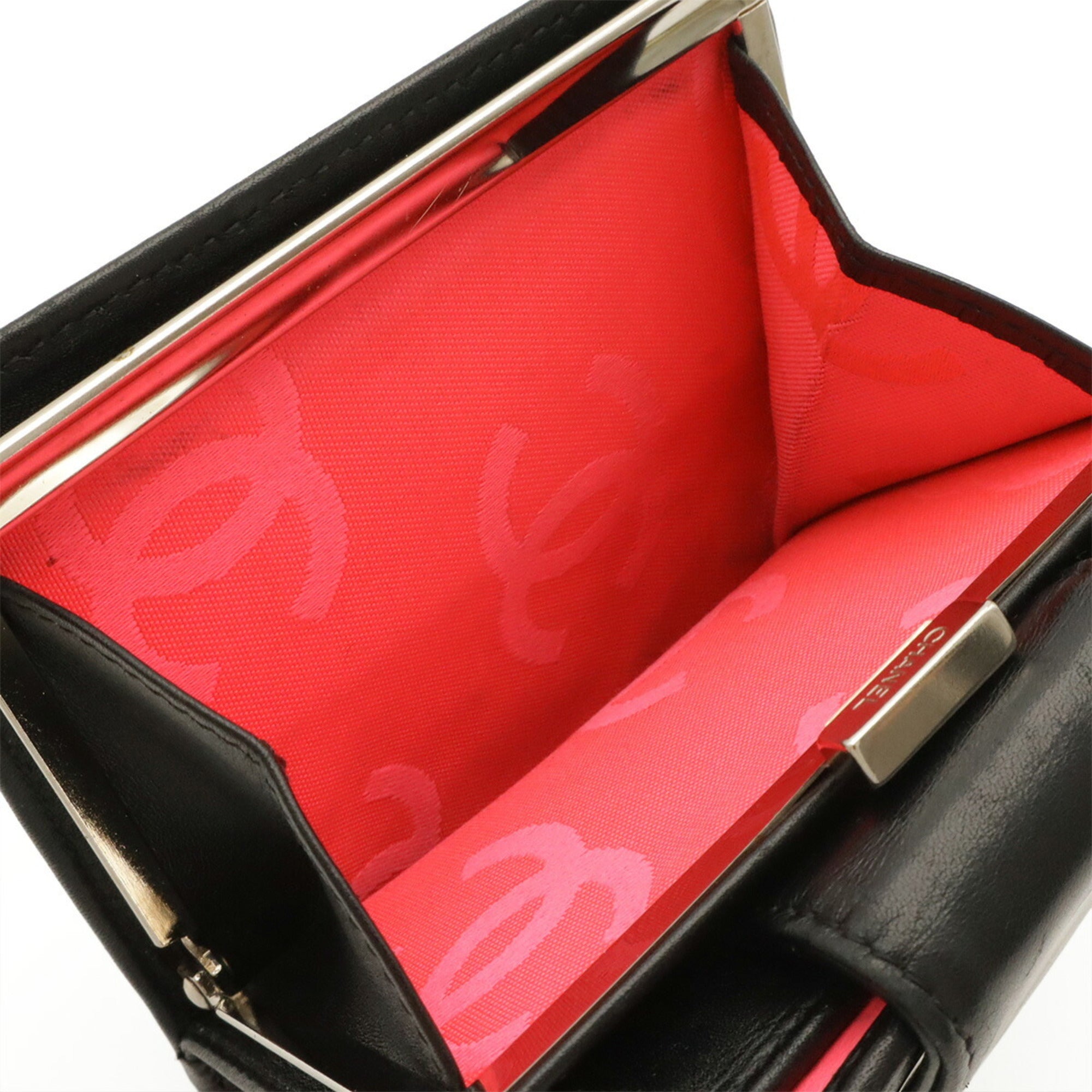 Chanel Black Pink White Leather Wallet (Bi-Fold) (Pre-Owned)