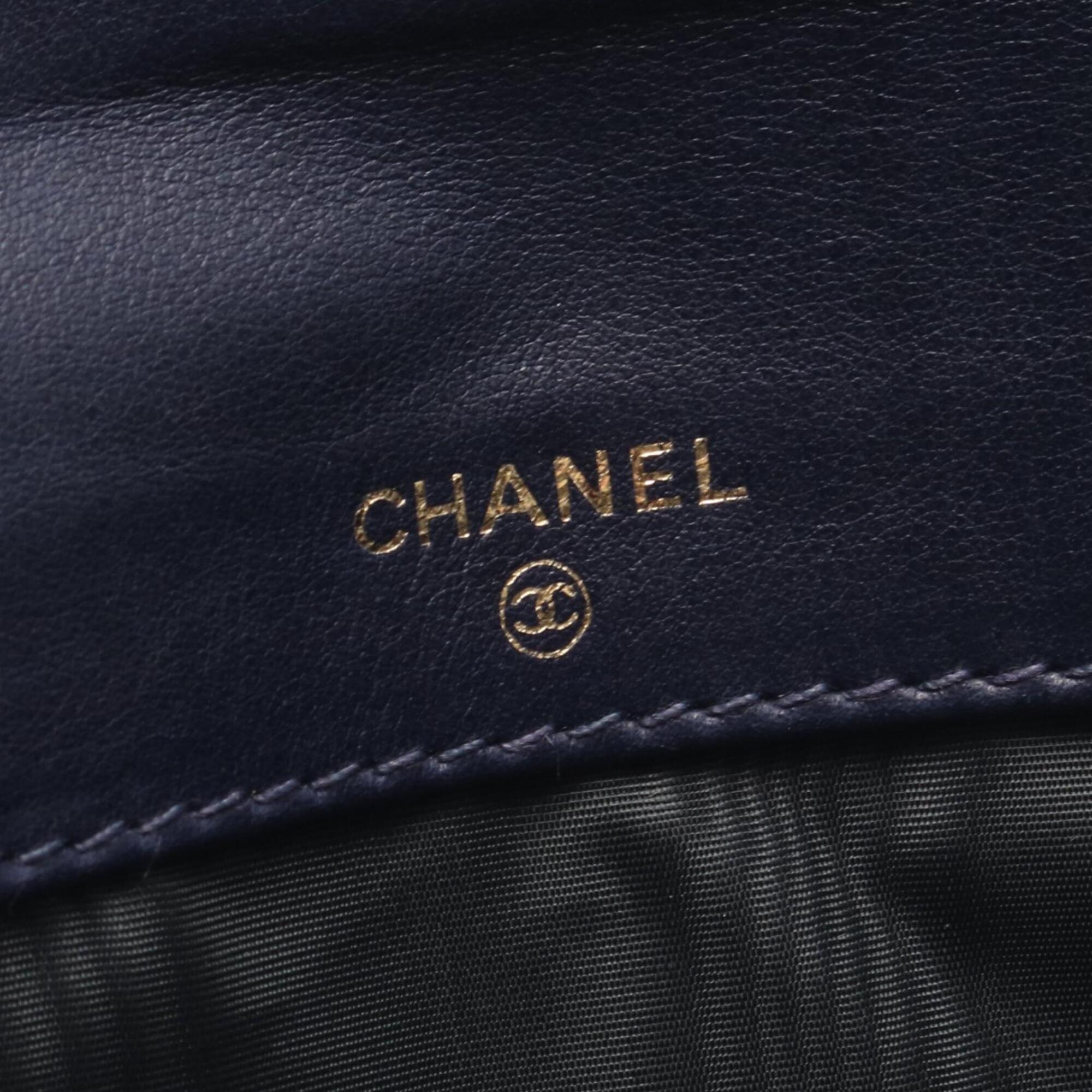 Chanel Navy Leather Long Wallet (Bi-Fold) (Pre-Owned)