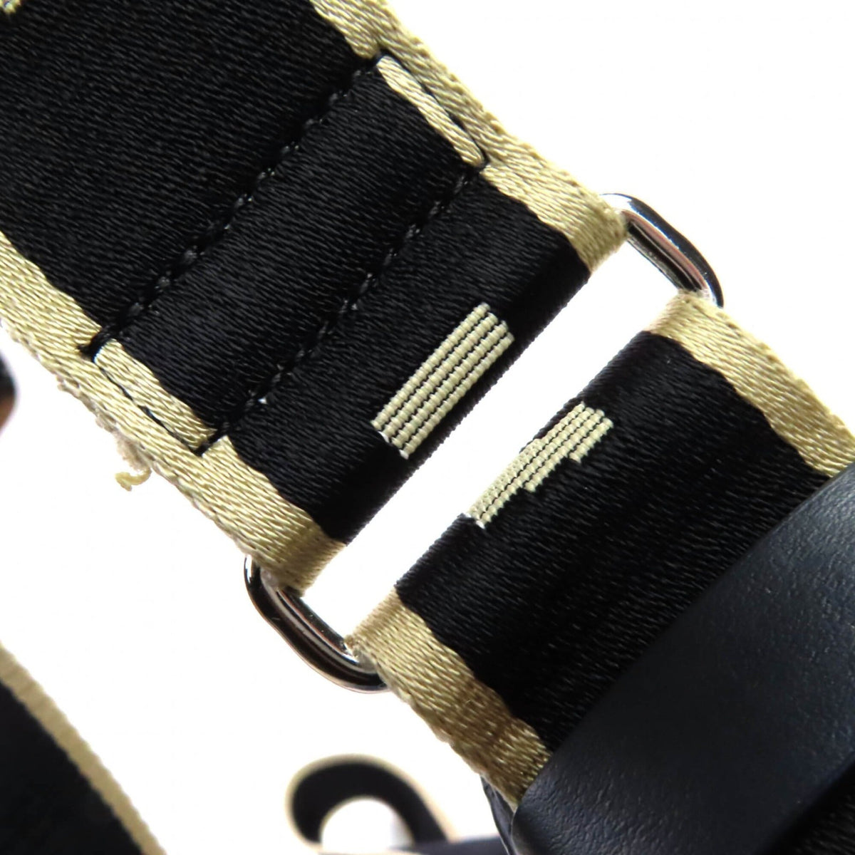 Marni Black Leather Shoulder Bag (Pre-Owned)