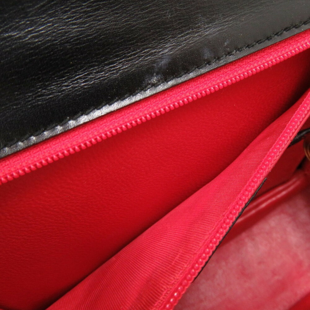Gucci Black Leather Handbag (Pre-Owned)