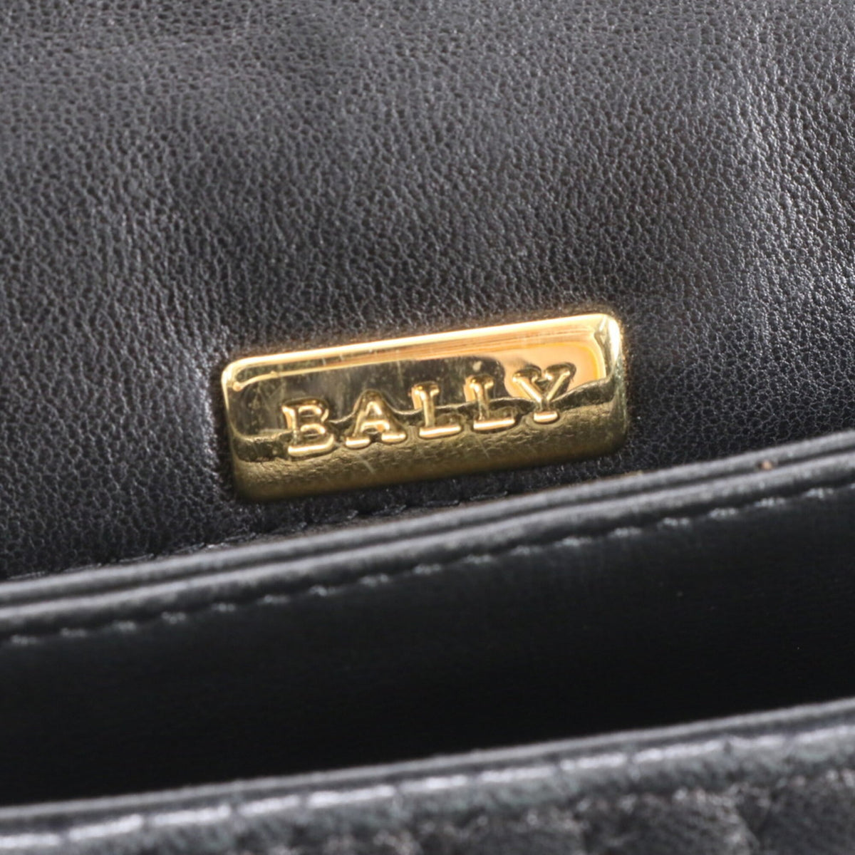 Bally Black Leather Handbag Tote Bag (Pre-Owned)