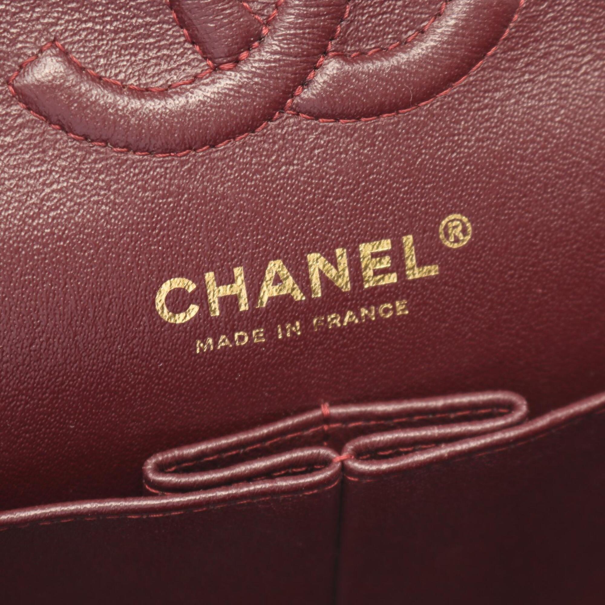 Chanel Black Grained Calfskin Handbag Shoulder Bag (Pre-Owned)