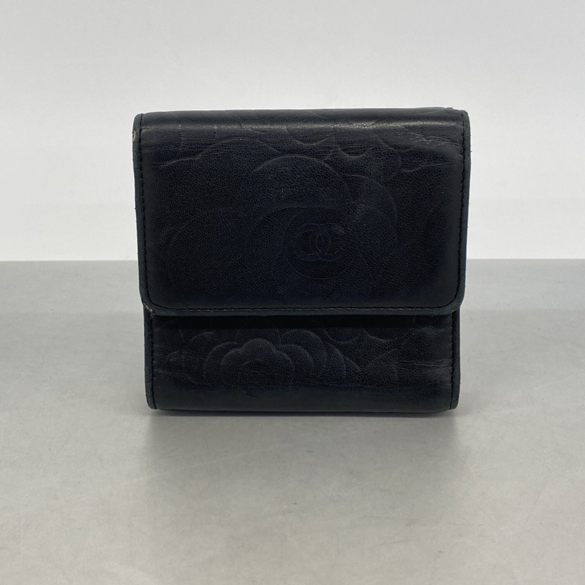 Chanel Black Leather Wallet (Tri-Fold) (Pre-Owned)
