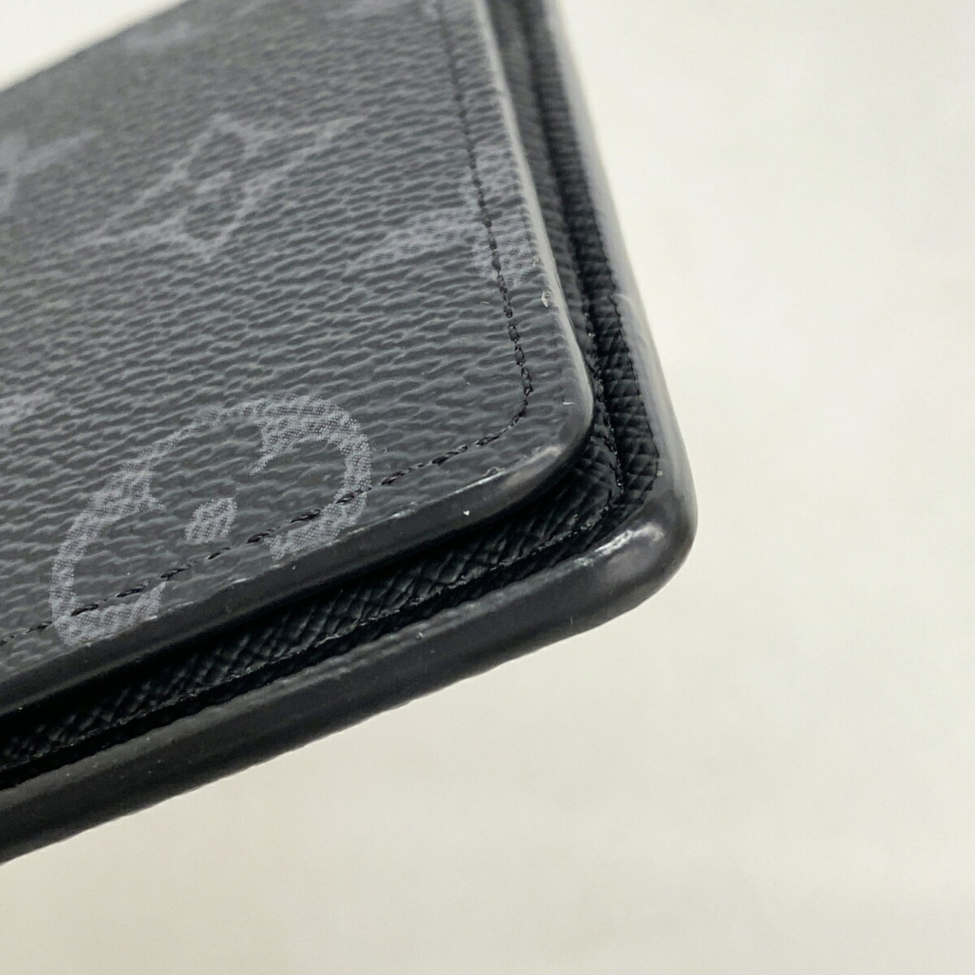 Louis Vuitton Black Bill Wallet (Bi-Fold) (Pre-Owned)