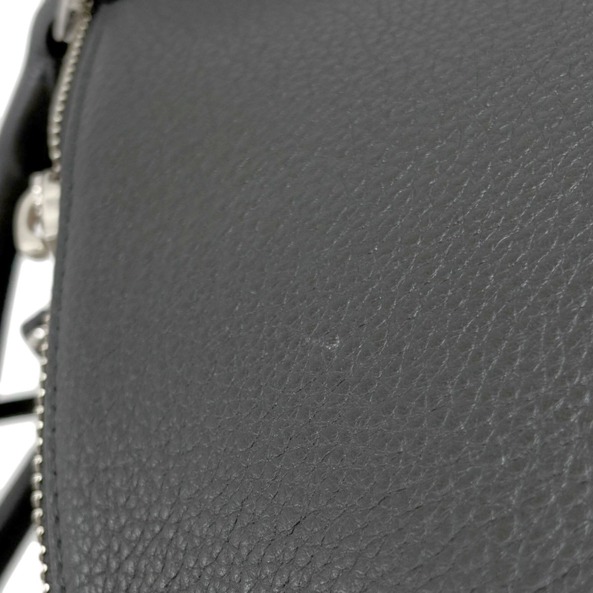 Coach Black Leather Handbag (Pre-Owned)
