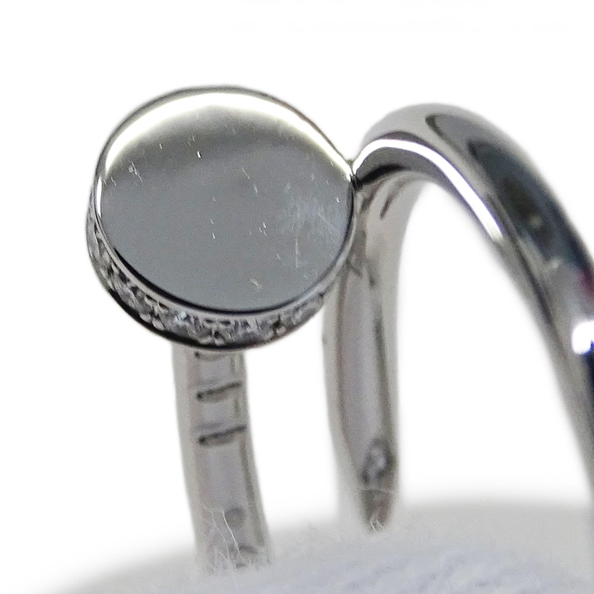 Cartier White Gold White Gold (18K) Band Ring (Pre-Owned)
