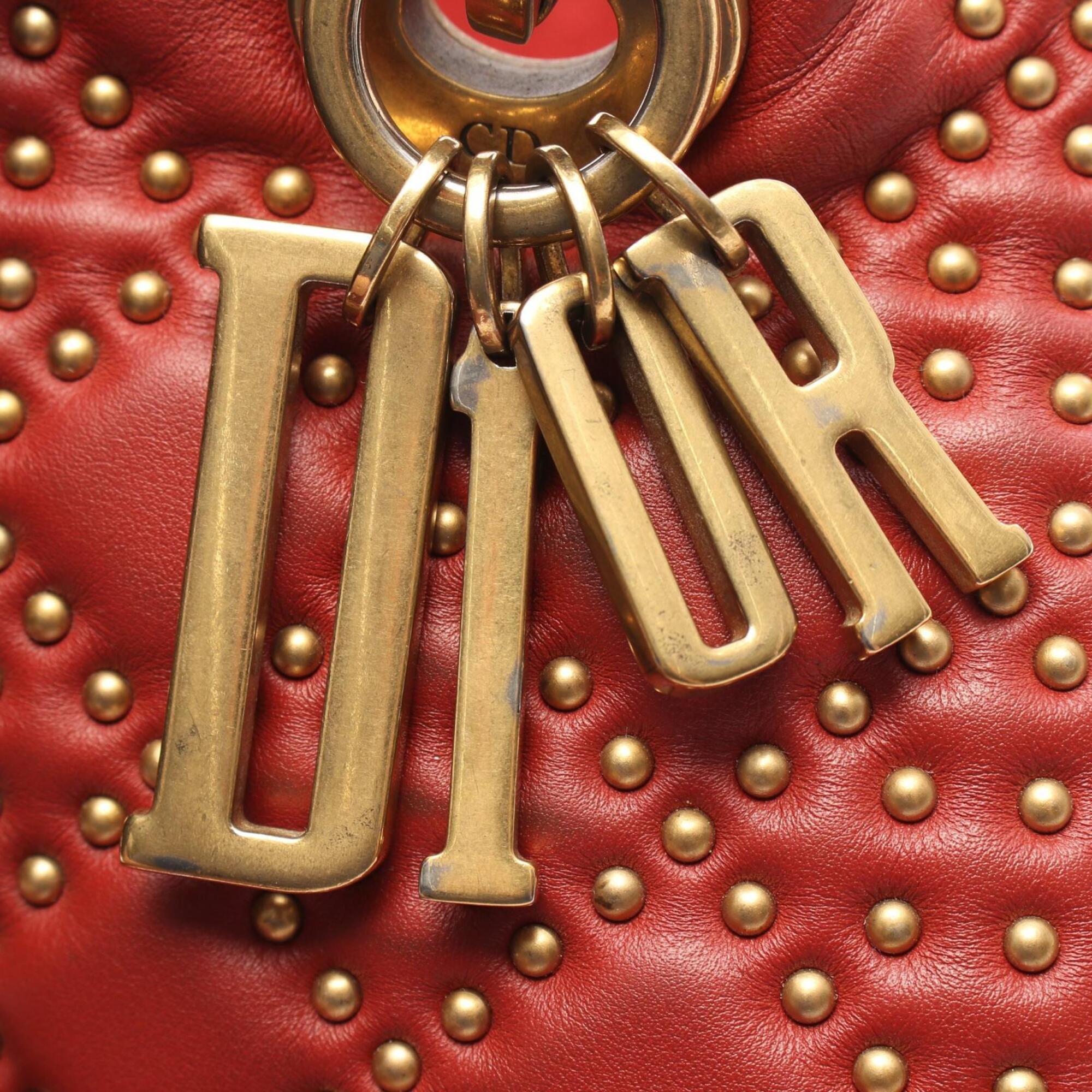 Christian Dior Bordeaux Leather Handbag (Pre-Owned)