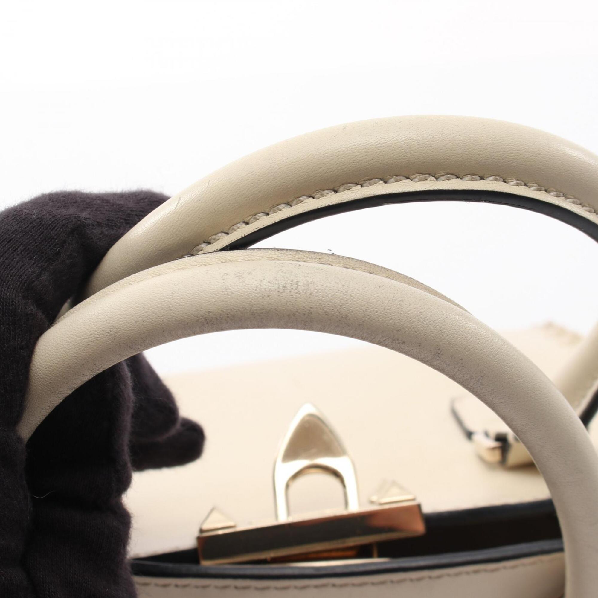 Valentino Ivory Leather Handbag (Pre-Owned)