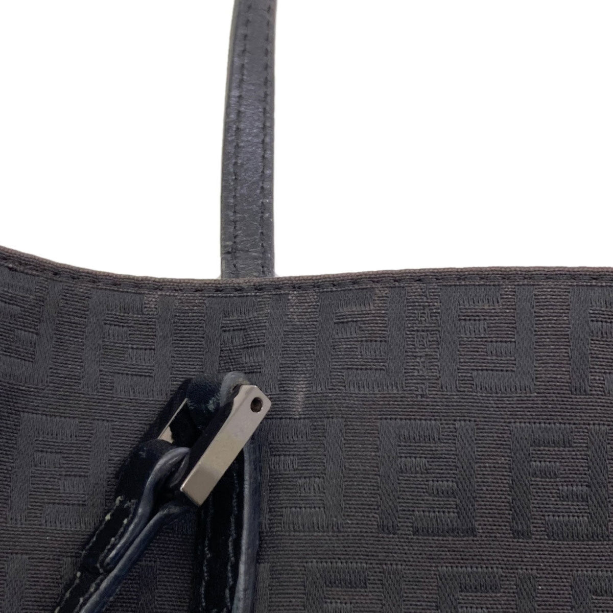 Fendi Black Canvas Handbag (Pre-Owned)