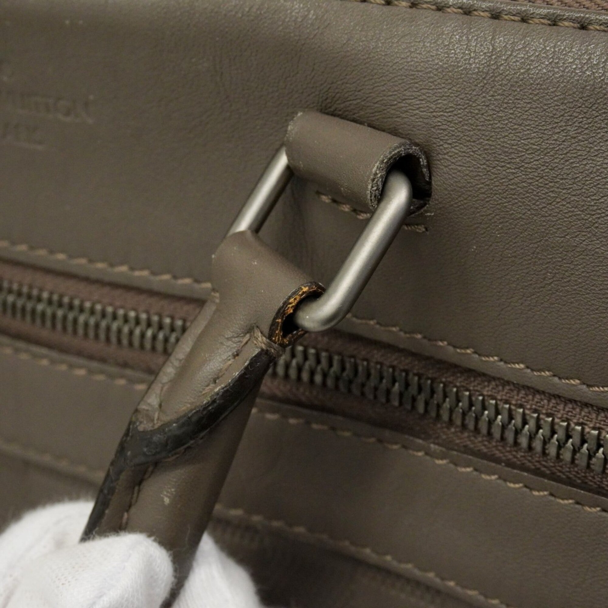 Louis Vuitton Khaki Briefcase (Pre-Owned)