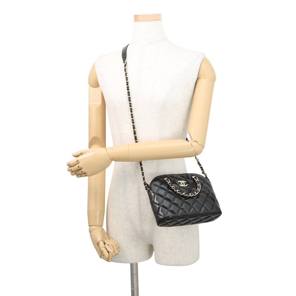 Chanel Black Champagne Gold Leather Handbag Shopping Bag Shoulder Bag (Pre-Owned)