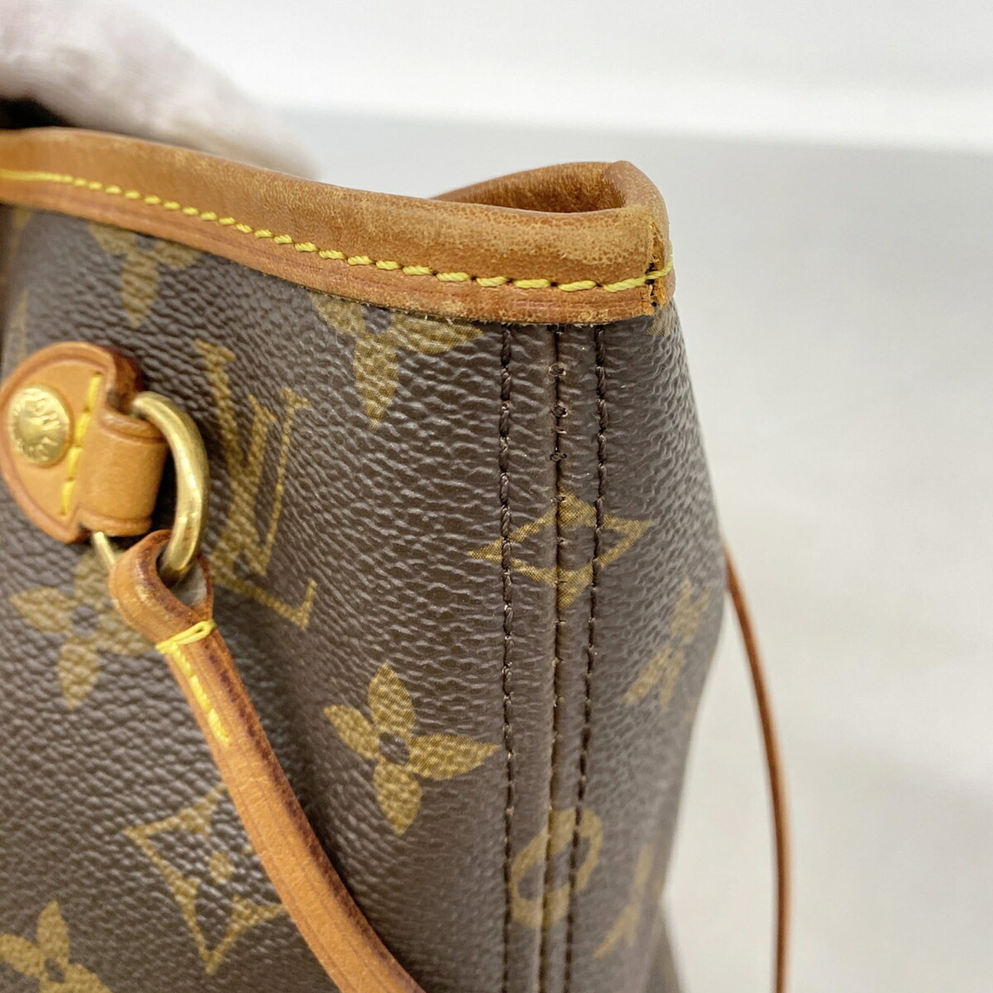 Louis Vuitton Brown Tote Bag (Pre-Owned)