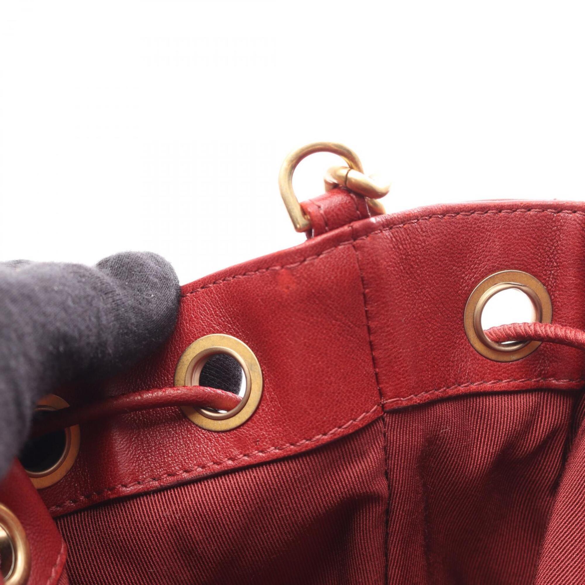 Chanel Red Color Leather Handbag Shoulder Bag (Pre-Owned)