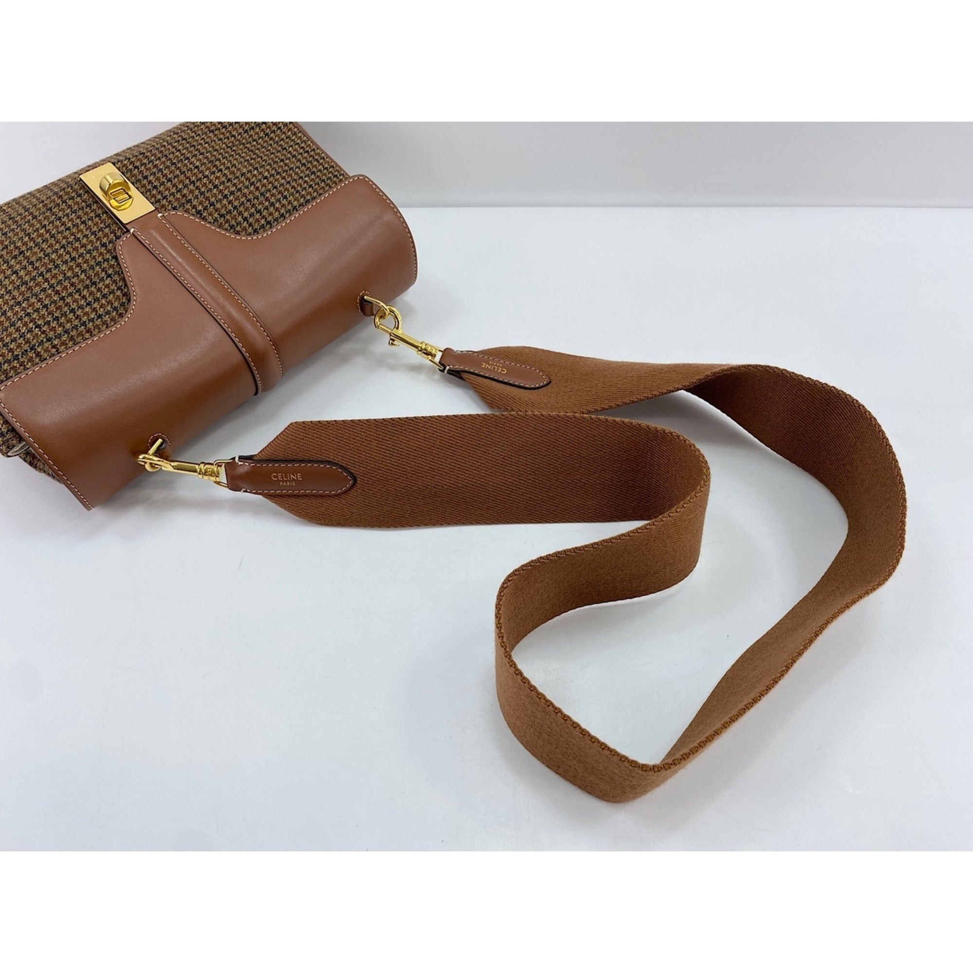 Celine Brown Shoulder Bag (Pre-Owned)