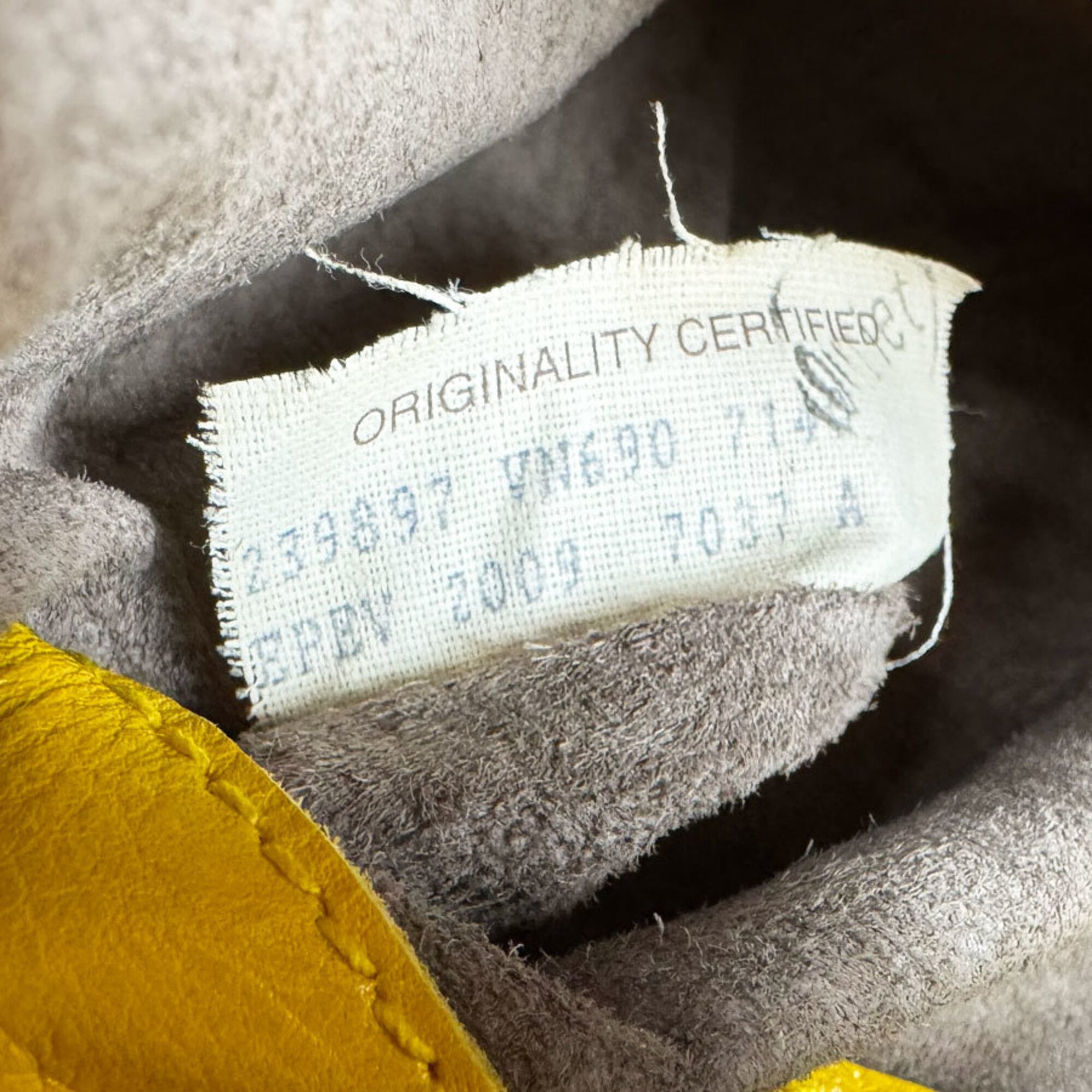 Bottega Veneta Yellow Intrecciato Shoulder Bag (Pre-Owned)