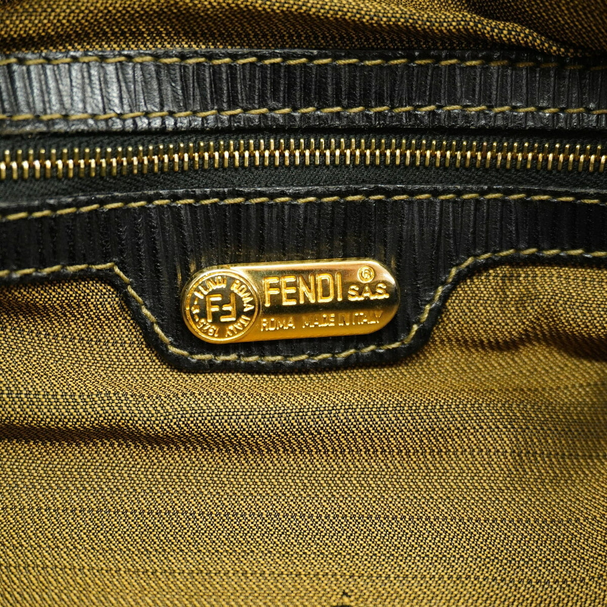 Fendi Brown Canvas Handbag (Pre-Owned)