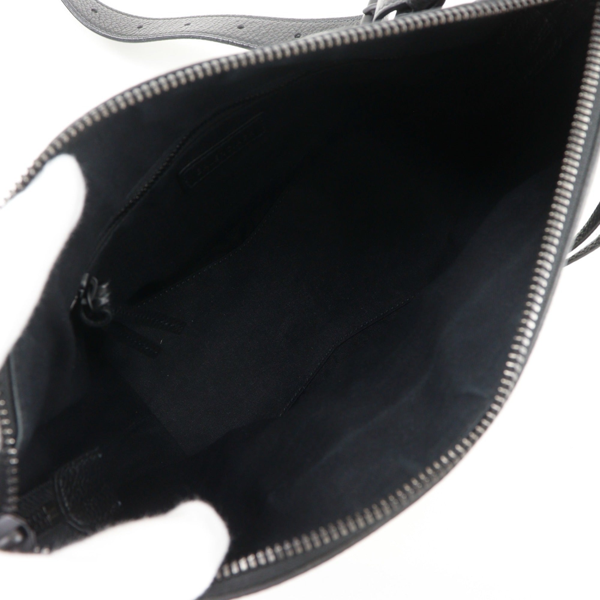 Balenciaga Black Leather Shoulder Bag (Pre-Owned)
